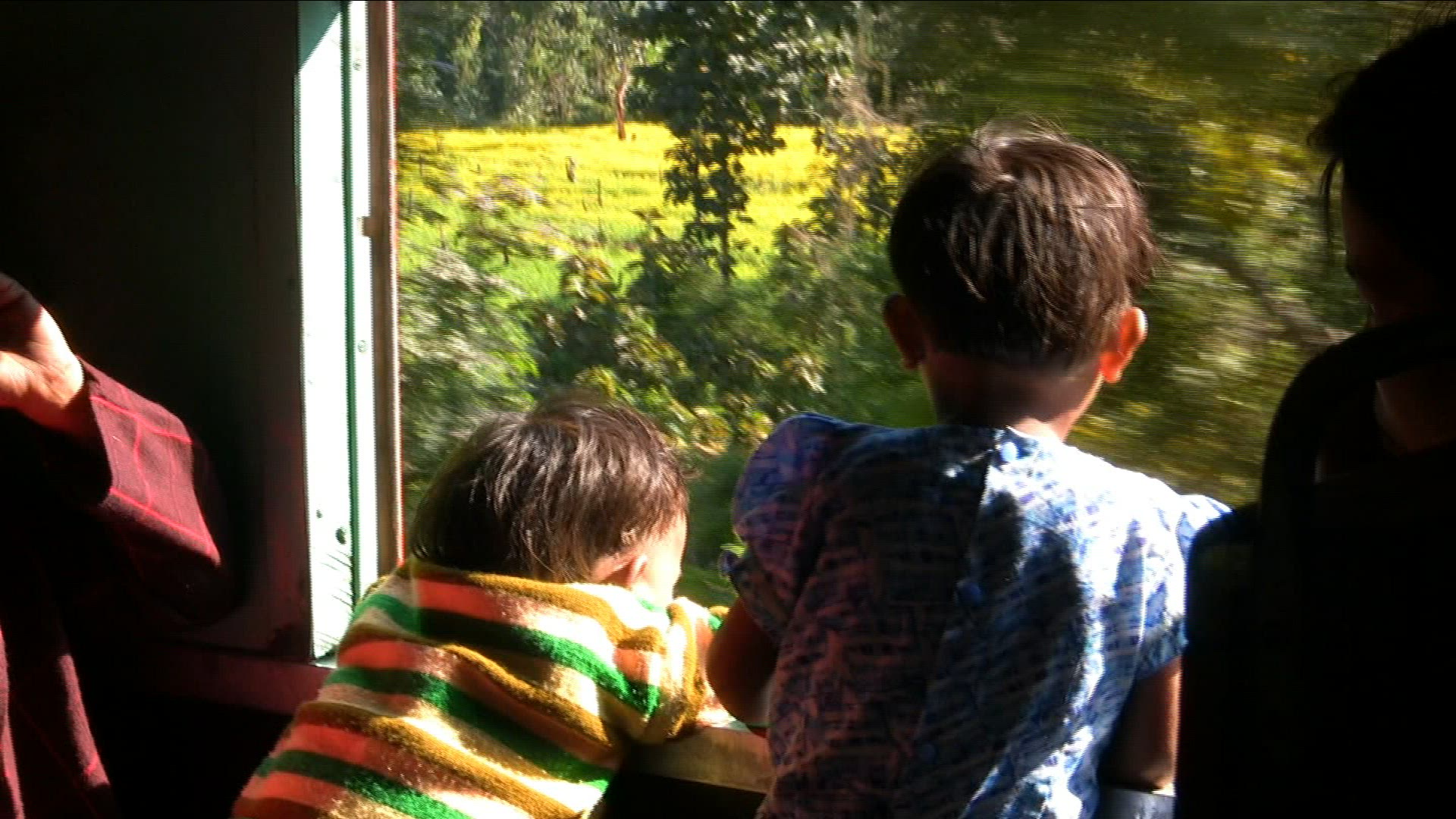 130587379 / Railway Ride / Passenger Train / Myanmar