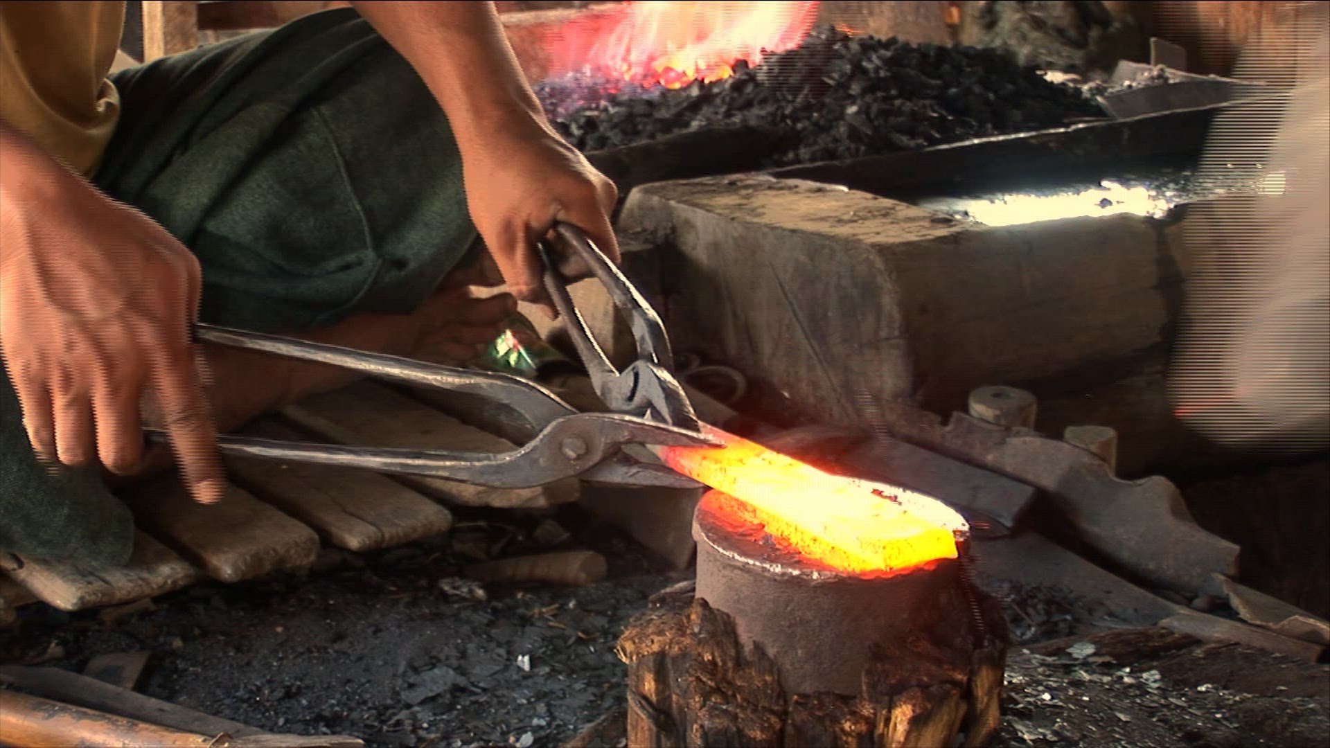 323157735 / Handicraft / Myanmar