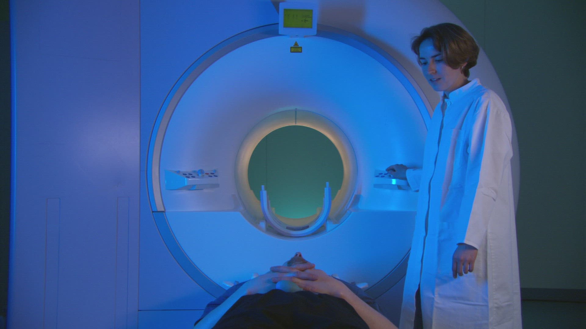 959693681 / People / Magnetic Resonance Imaging / Germany