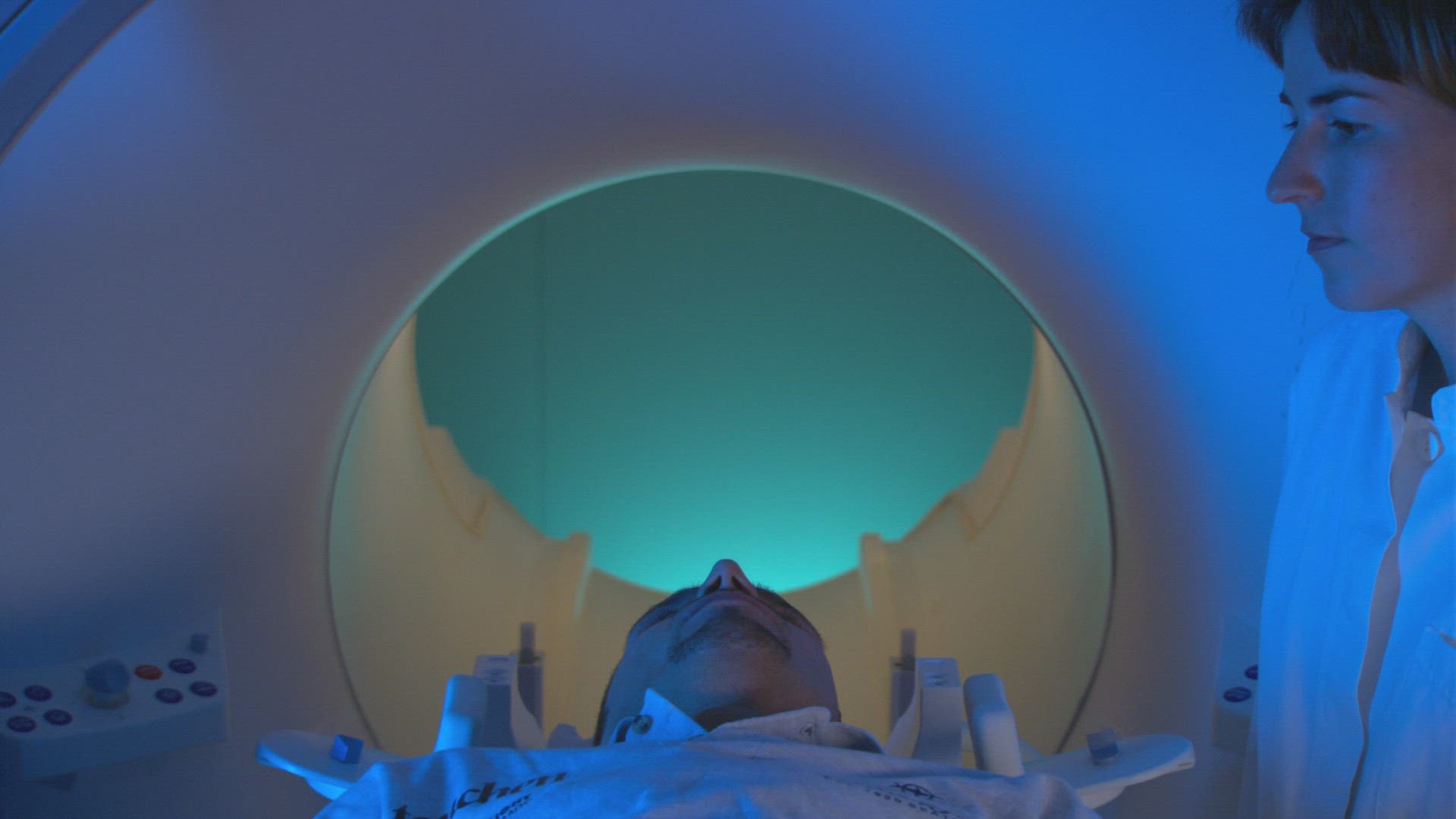779492511 / People / Magnetic Resonance Imaging / Germany