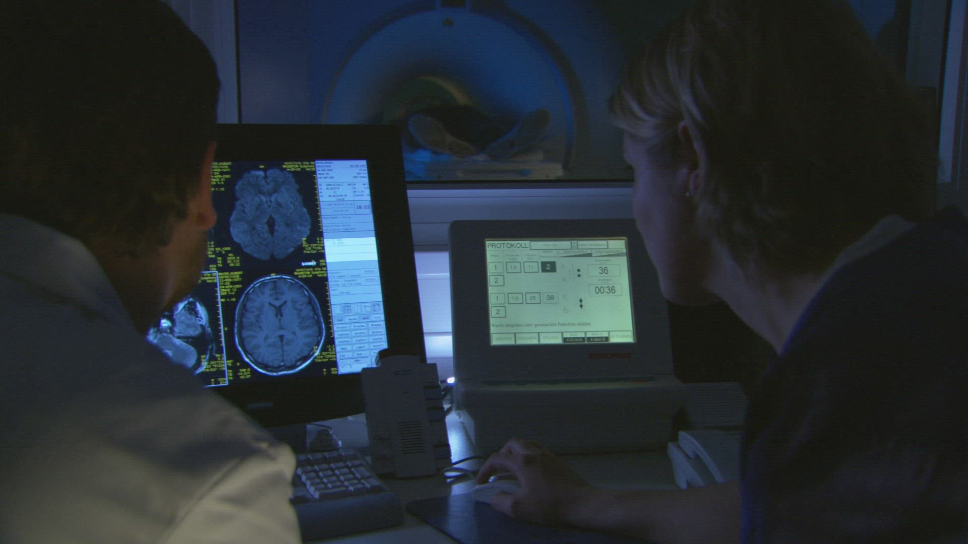231235760 / People / Magnetic Resonance Imaging / Germany
