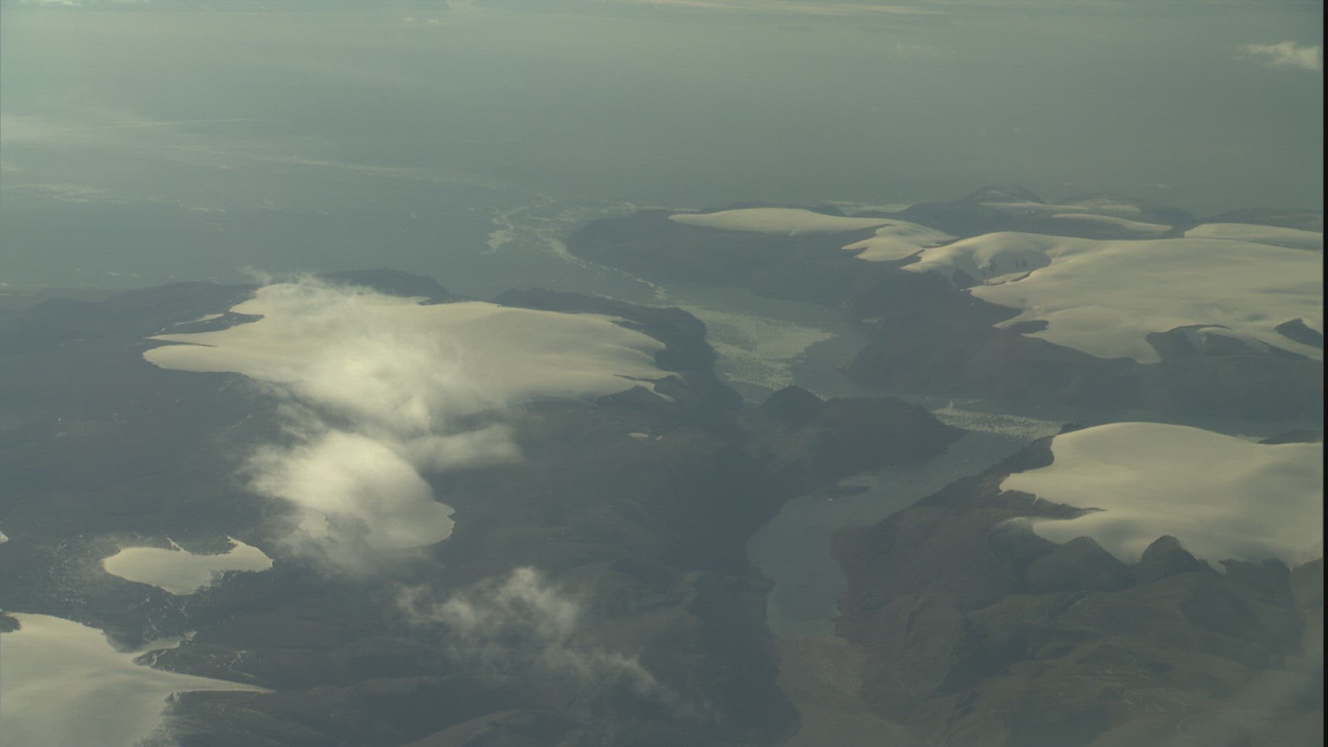 831154607 / Aerial / Alaska