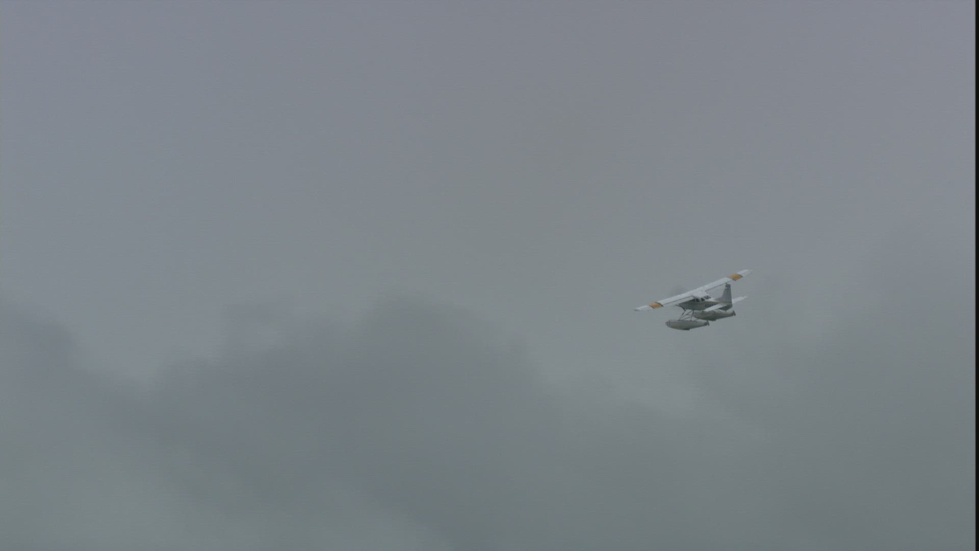 328191209 / Seaplane / Alaska