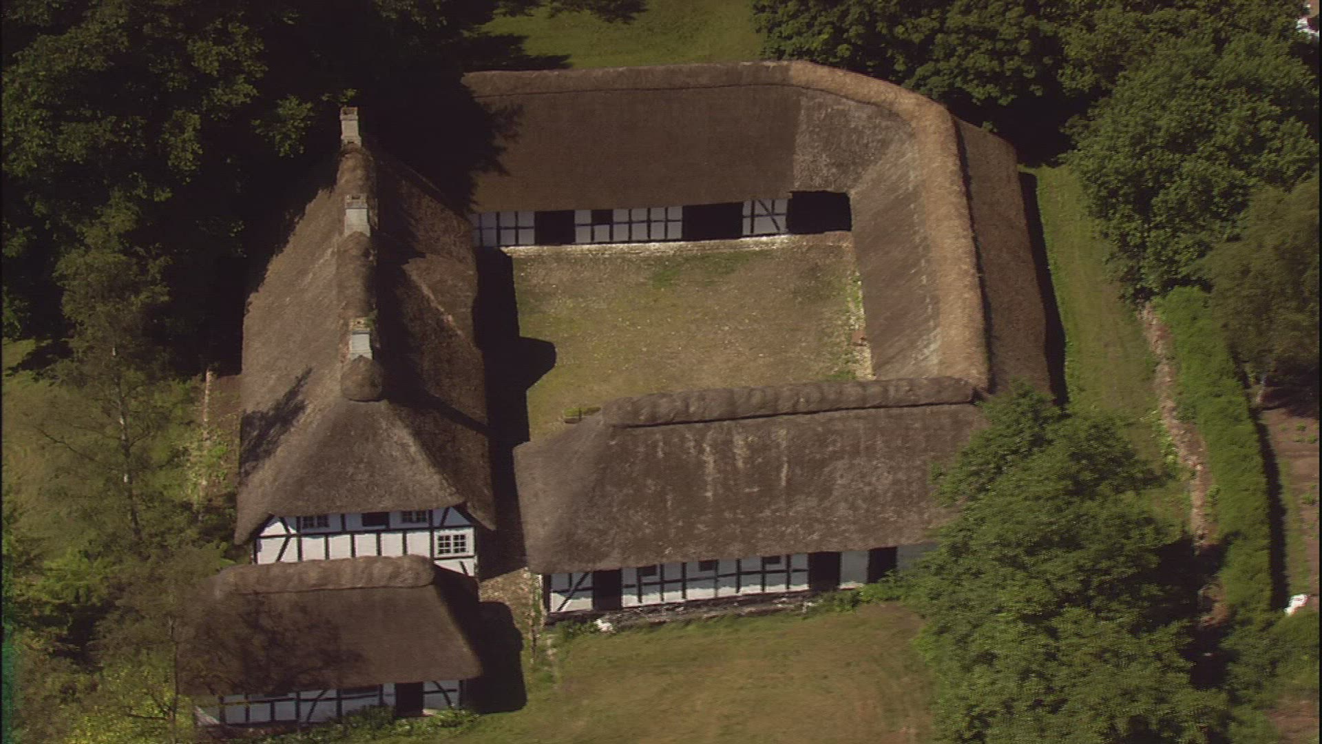 214001173 / Horne / Building / Denmark