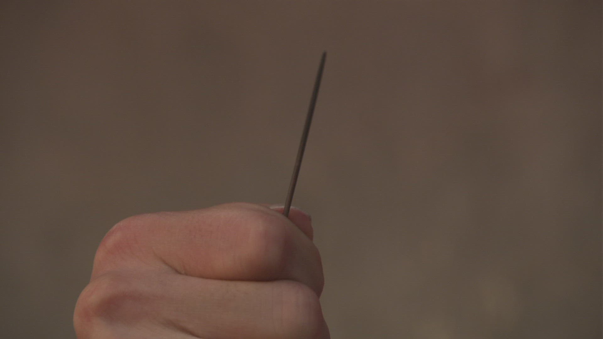 229383394 / Needle Throwing / Shaolin Monk / China