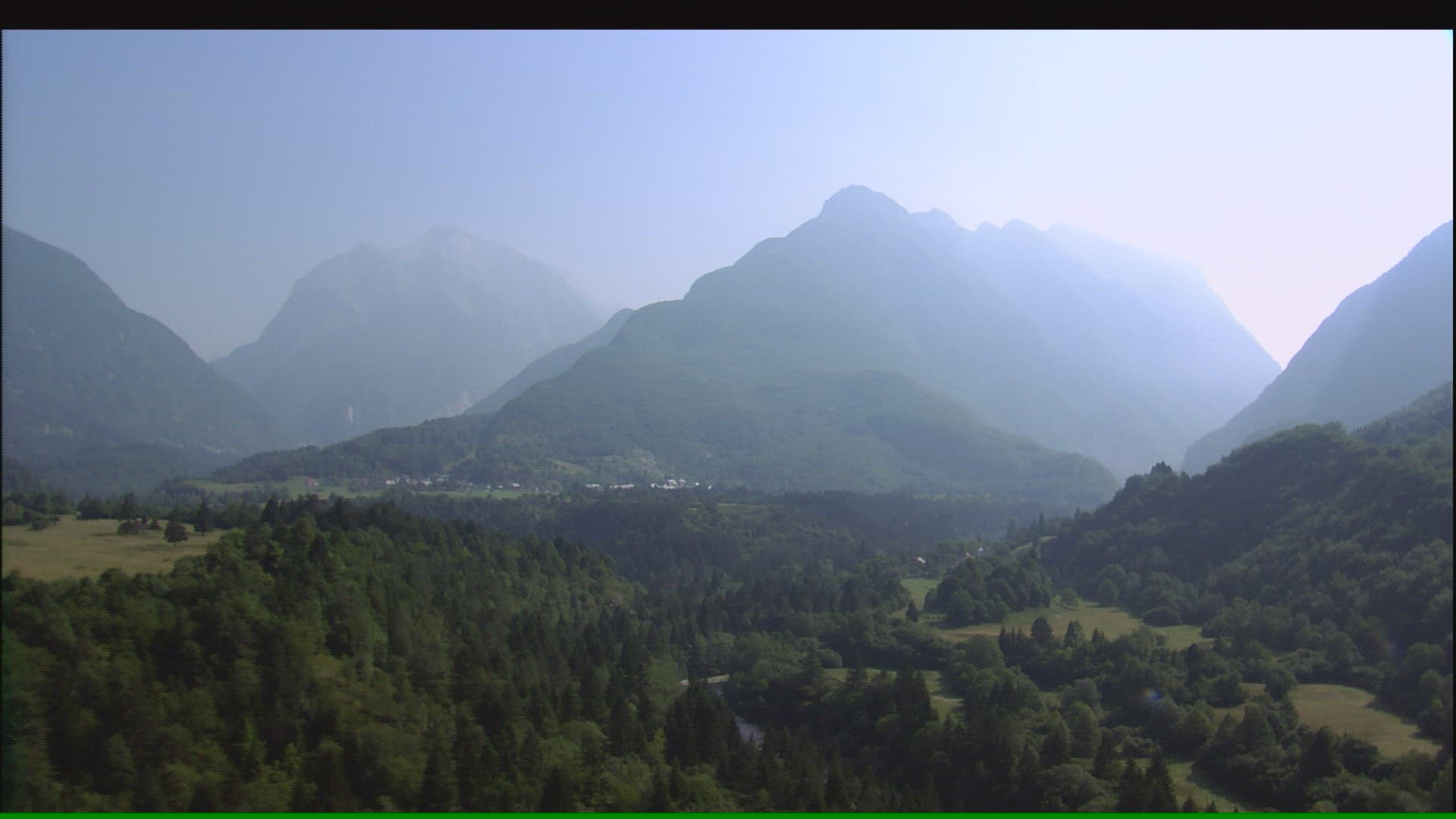 197154744 / River / Soca / Alps / Slovenia