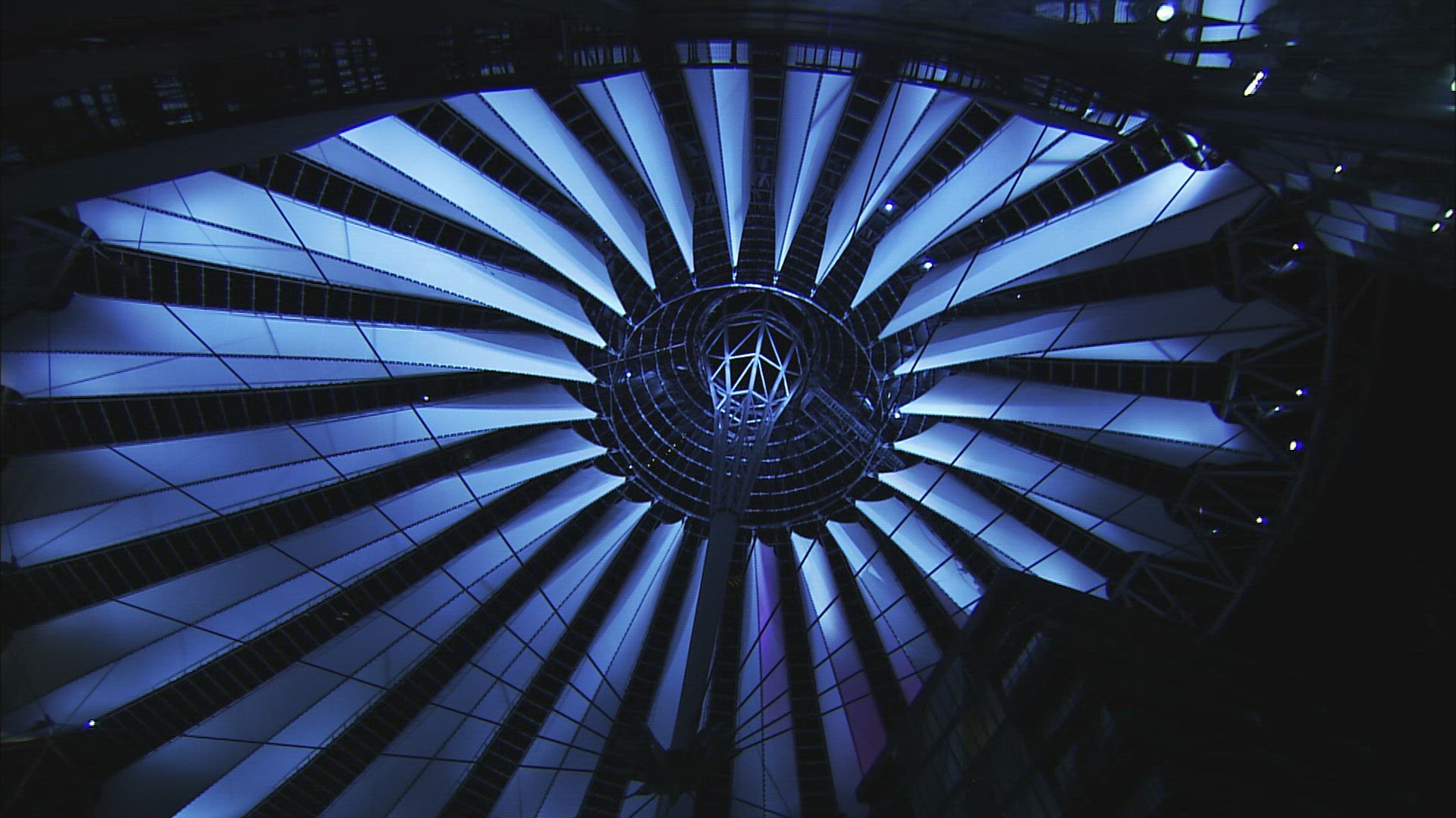 130653319 / Sony Center / Night / Germany