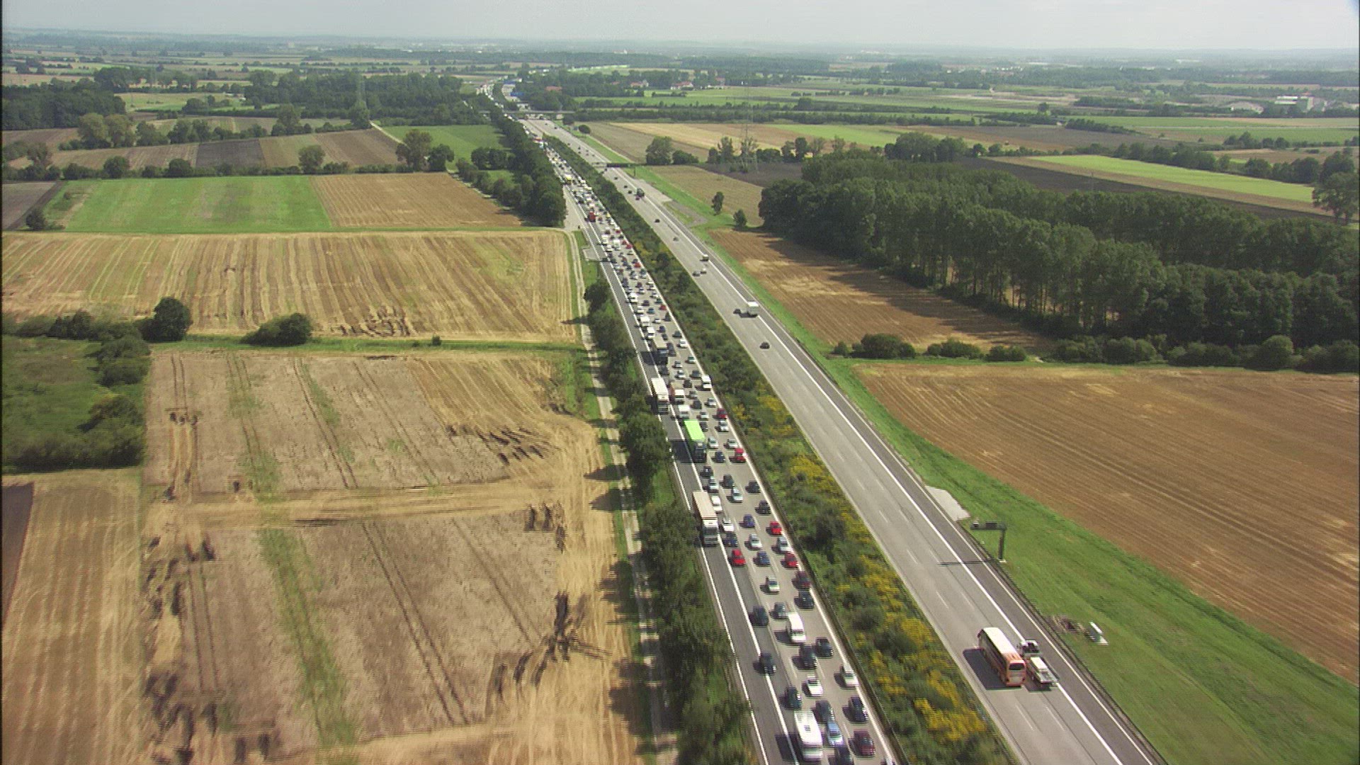 481428757 / Traffic Jam / Motorway / Germany