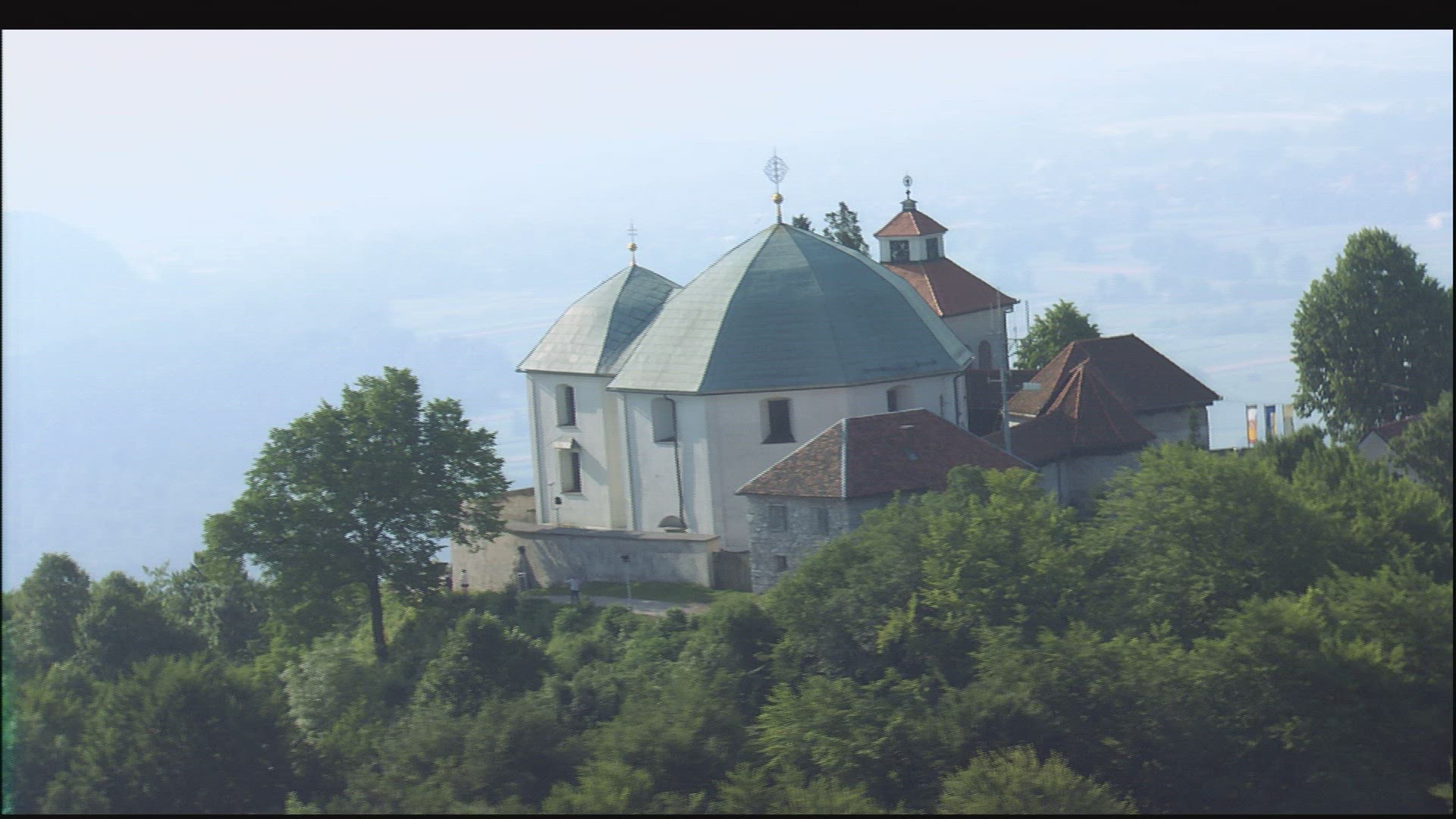 346703466 / Chapel / Mountain / Slovenia