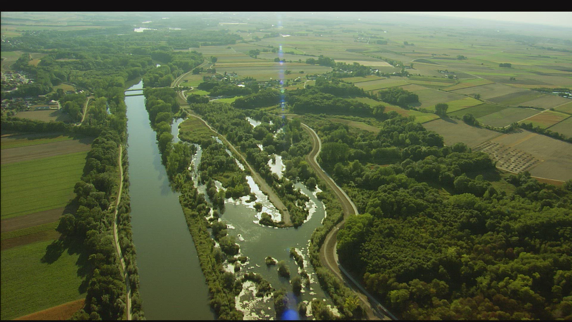 876856631 / Isar / Lower Bavaria / Germany