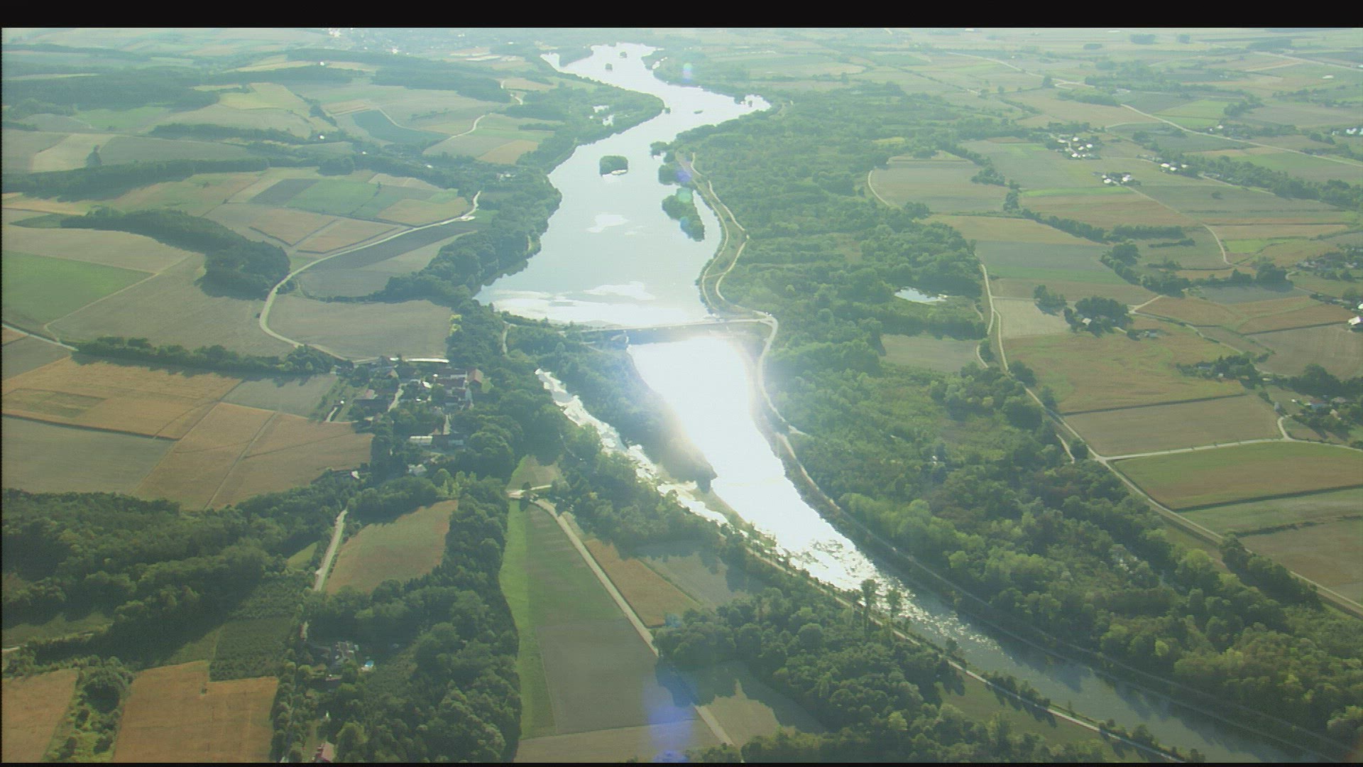 629577361 / Isar / Lower Bavaria / Germany