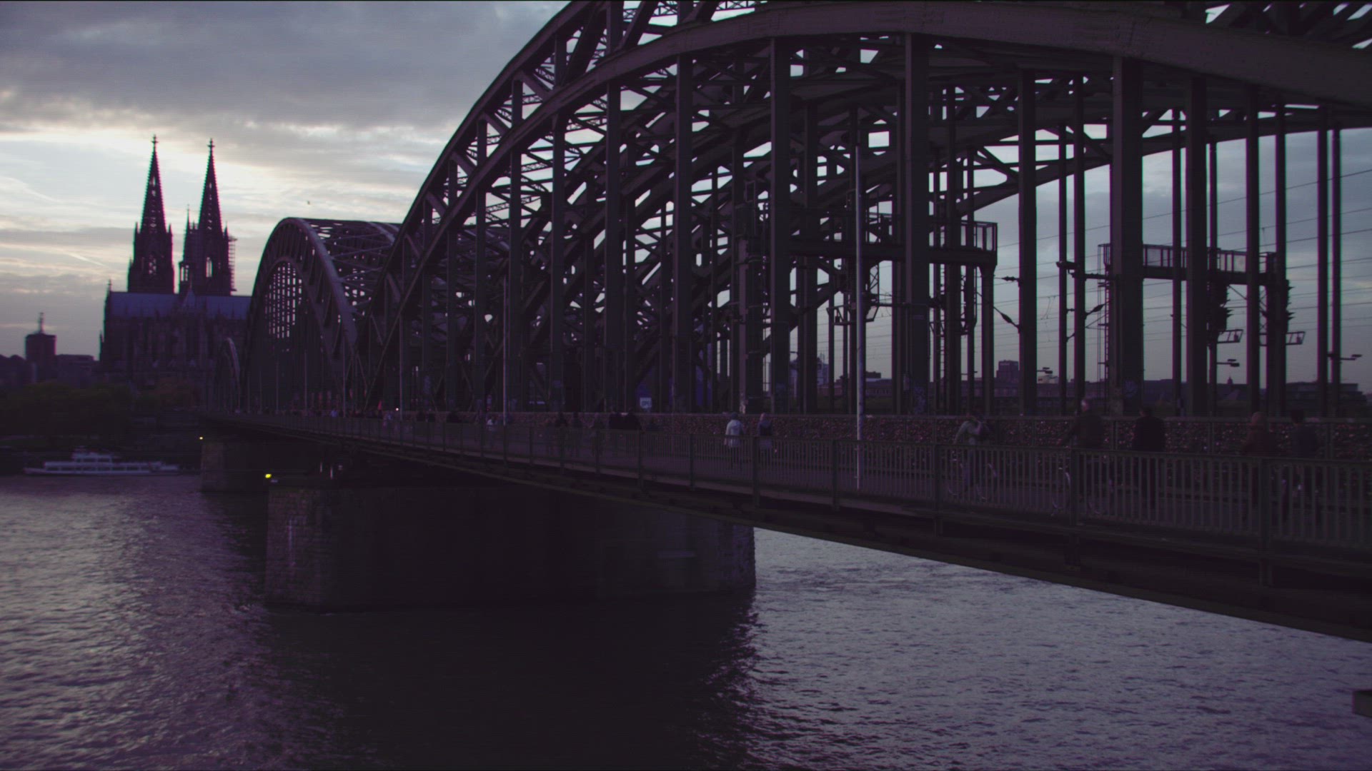 544677231 / Bridge / Rhine / Cologne / Germany