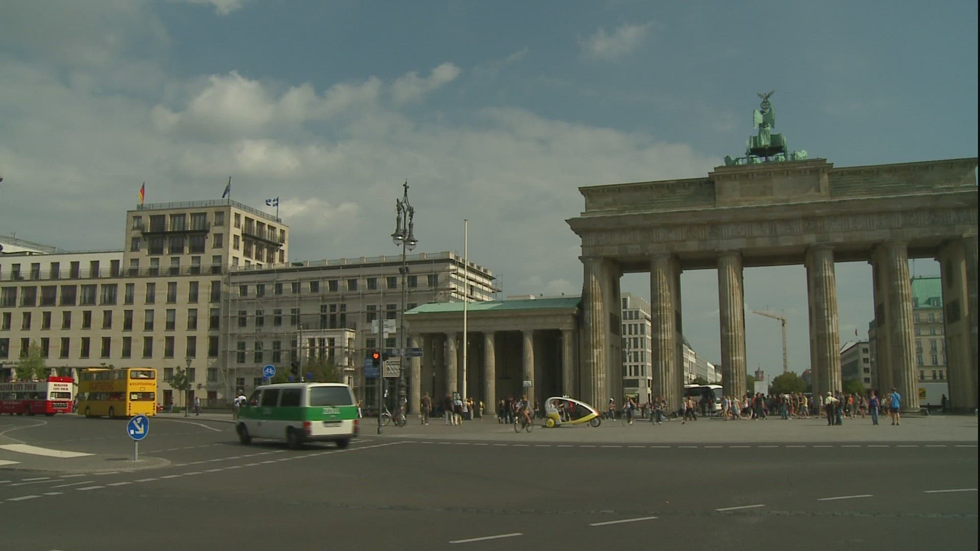 728128068 / Brandenburg Gate / Berlin / Germany