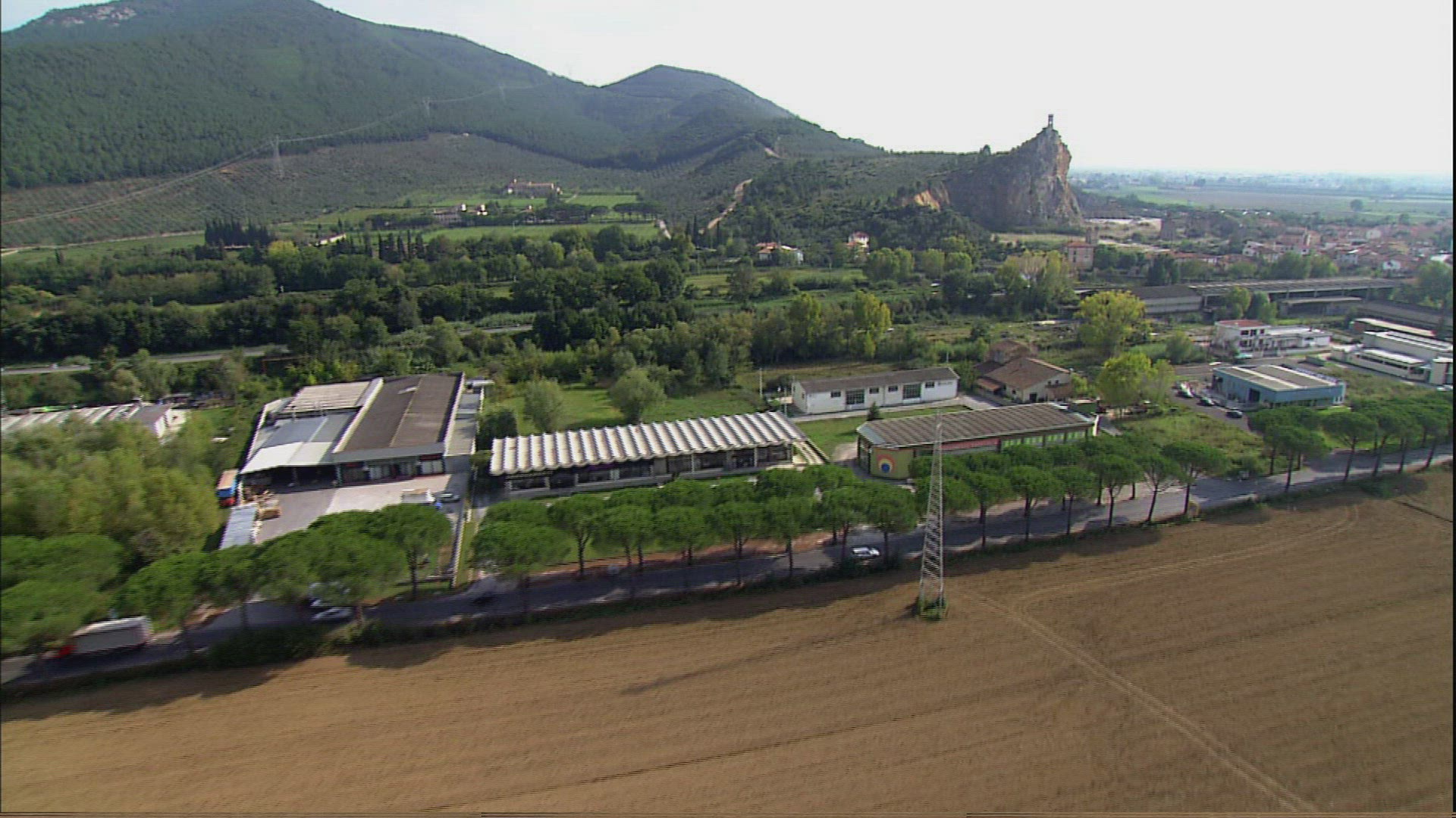 748576611 / Lombardy / Italy / Aerial