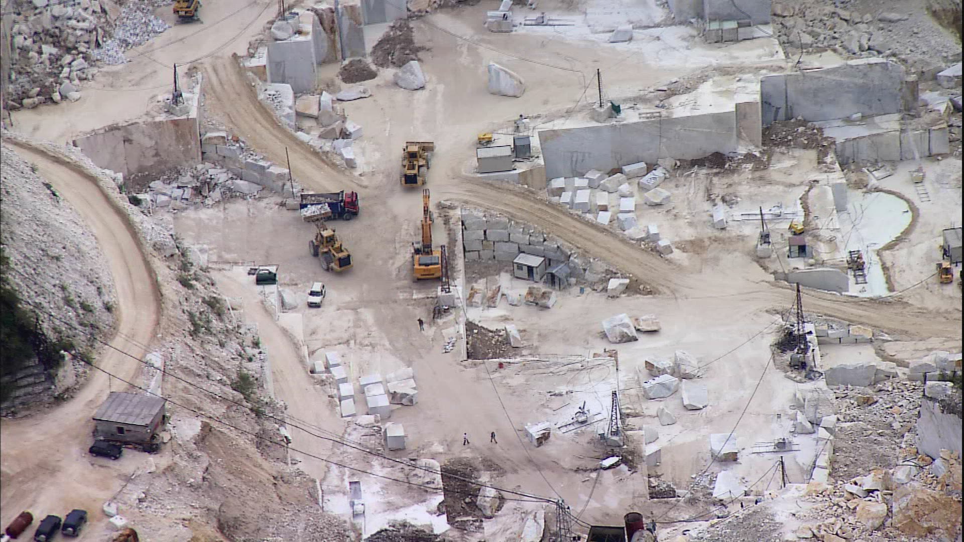 619442425 / Marble Quarry / Mountains / Carrara / Italy