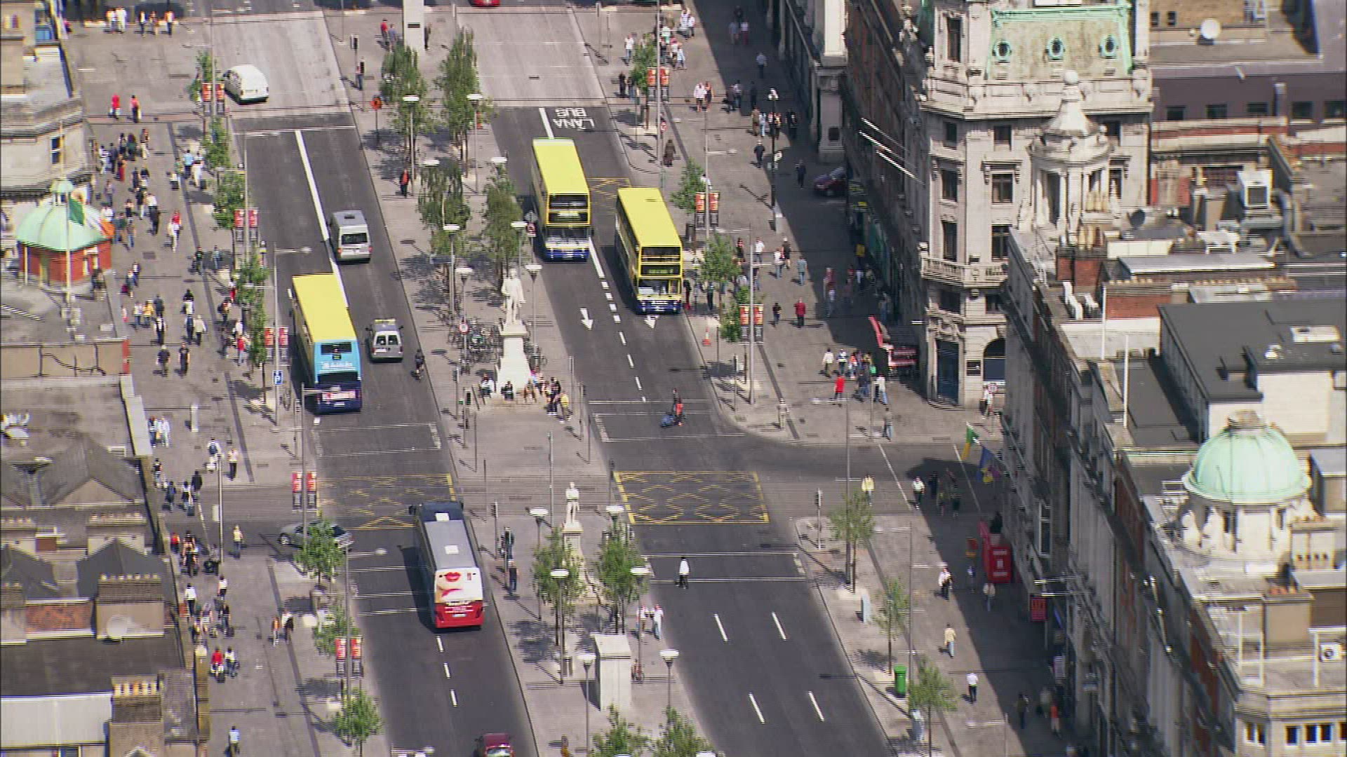 747111760 / O'Connell Street / Dublin / Ireland