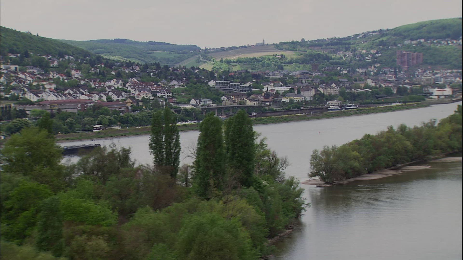 545187704 / River / Rhine / Germany / Aerial