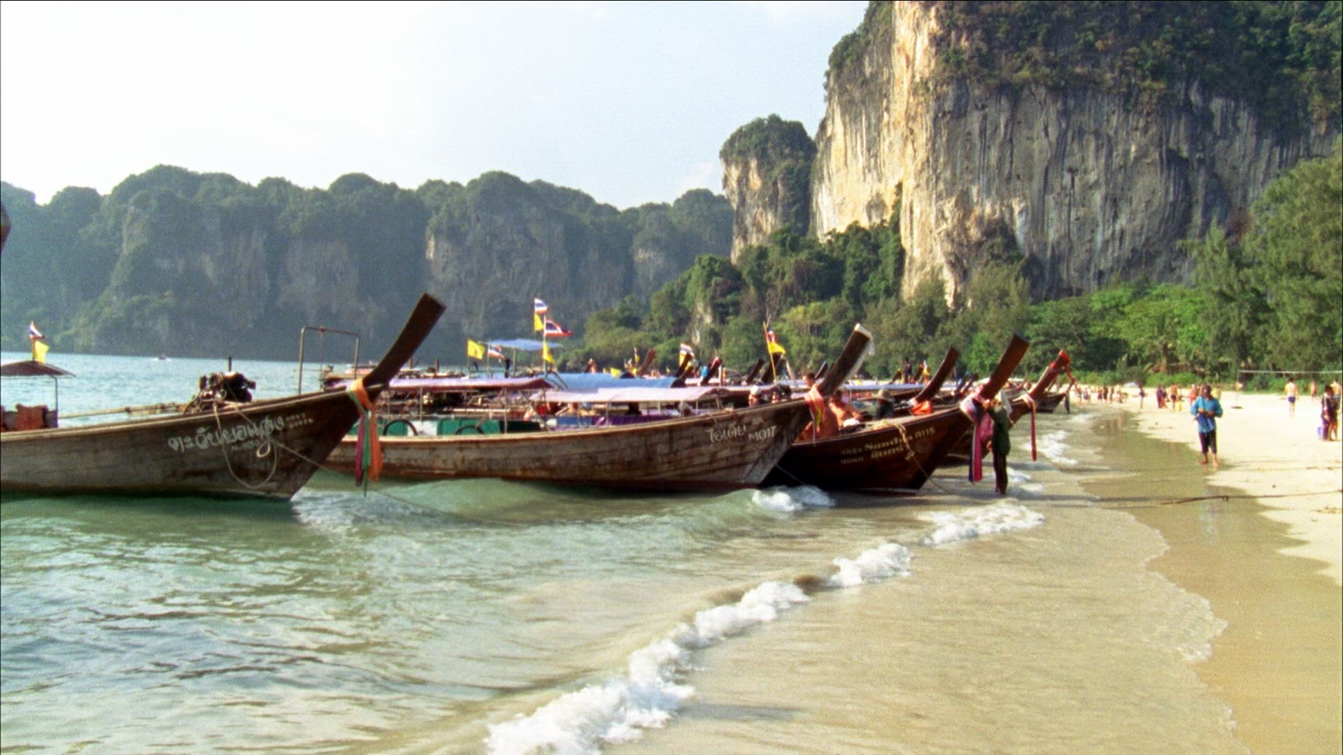 348320105 / Holidays / Travel / Thailand