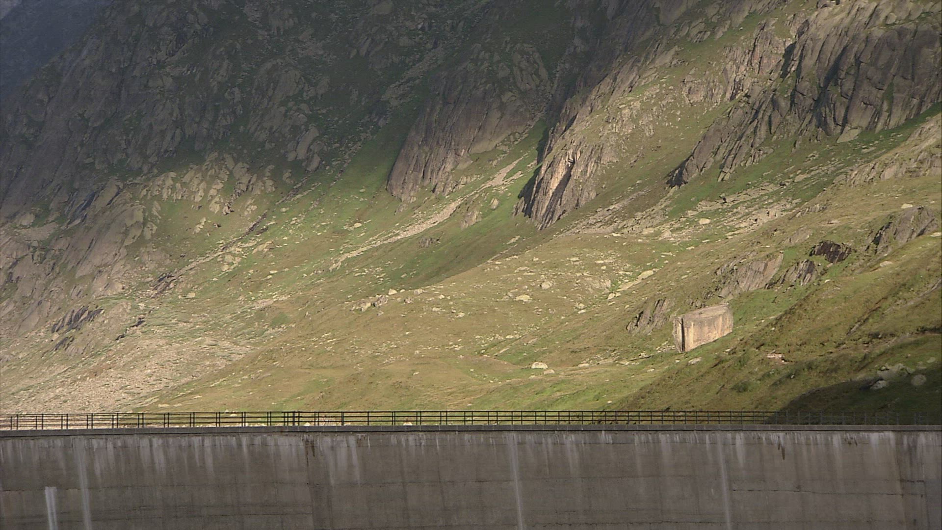 346374191 / Retaining Wall / Switzerland