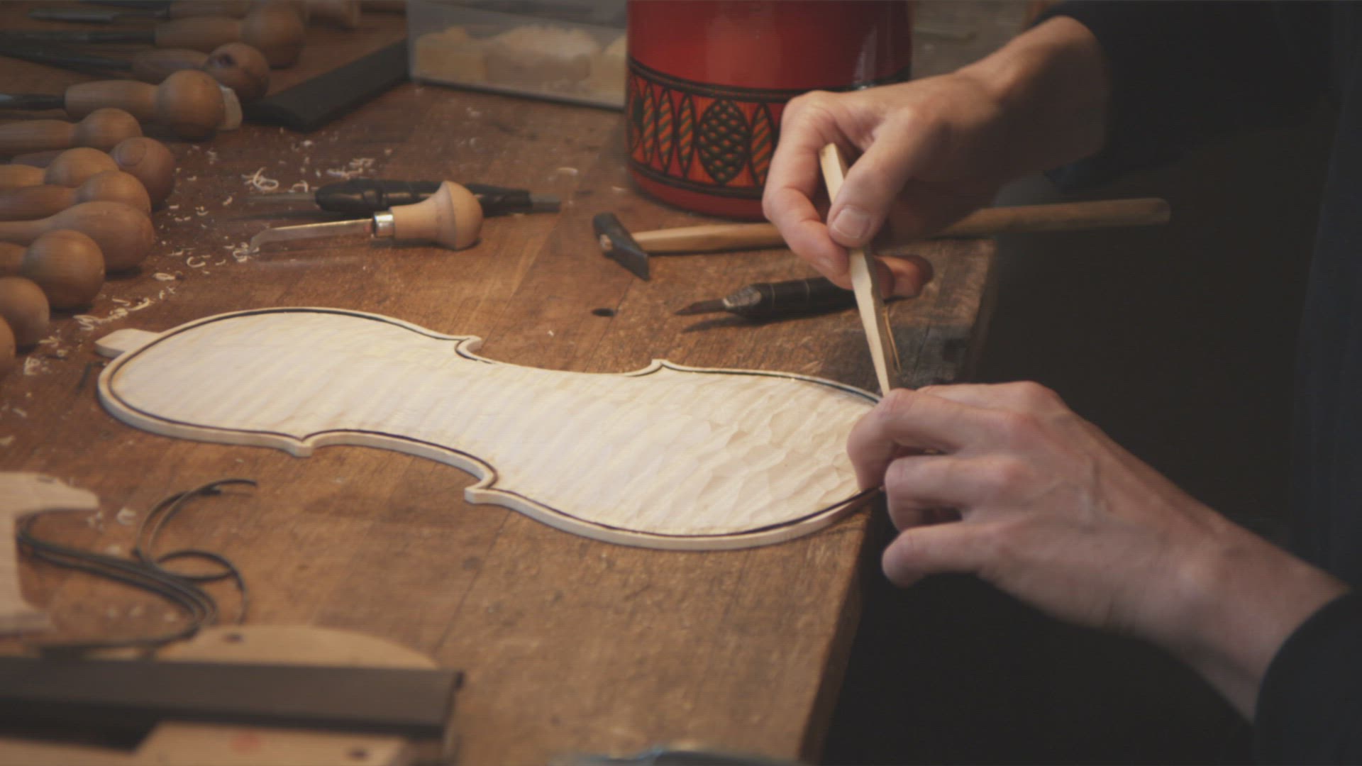 264755632 / Violin-Maker / Violin / Sounding Board / Working
