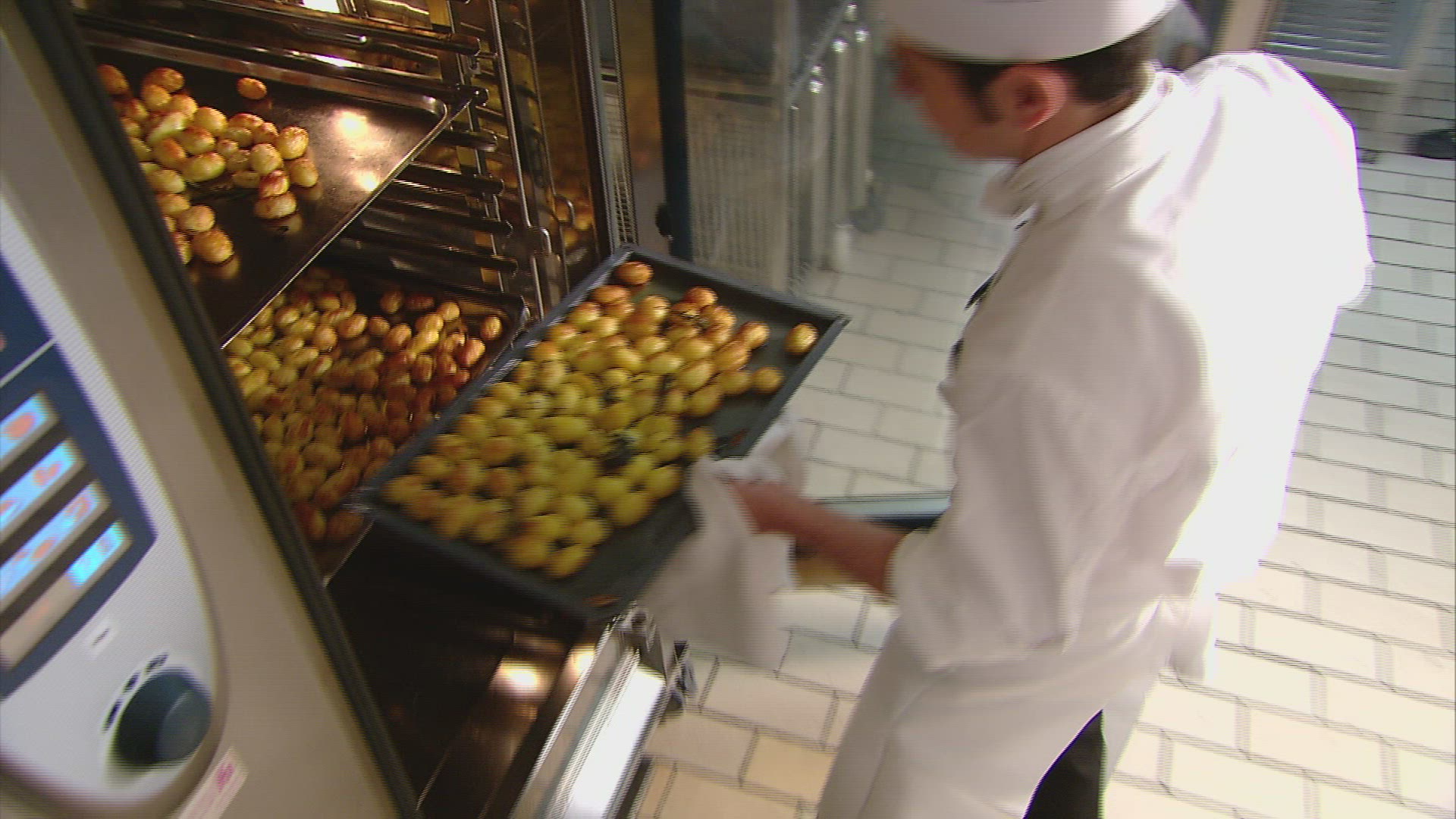 820943272 / Cook / Kitchen / Switzerland