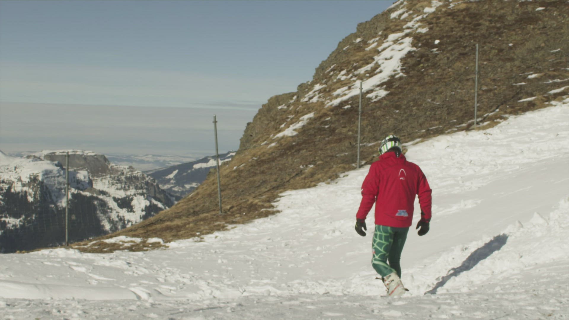 105721151 / Alpine Skiing World Cup / Alpine Ski Racer / Wengen
