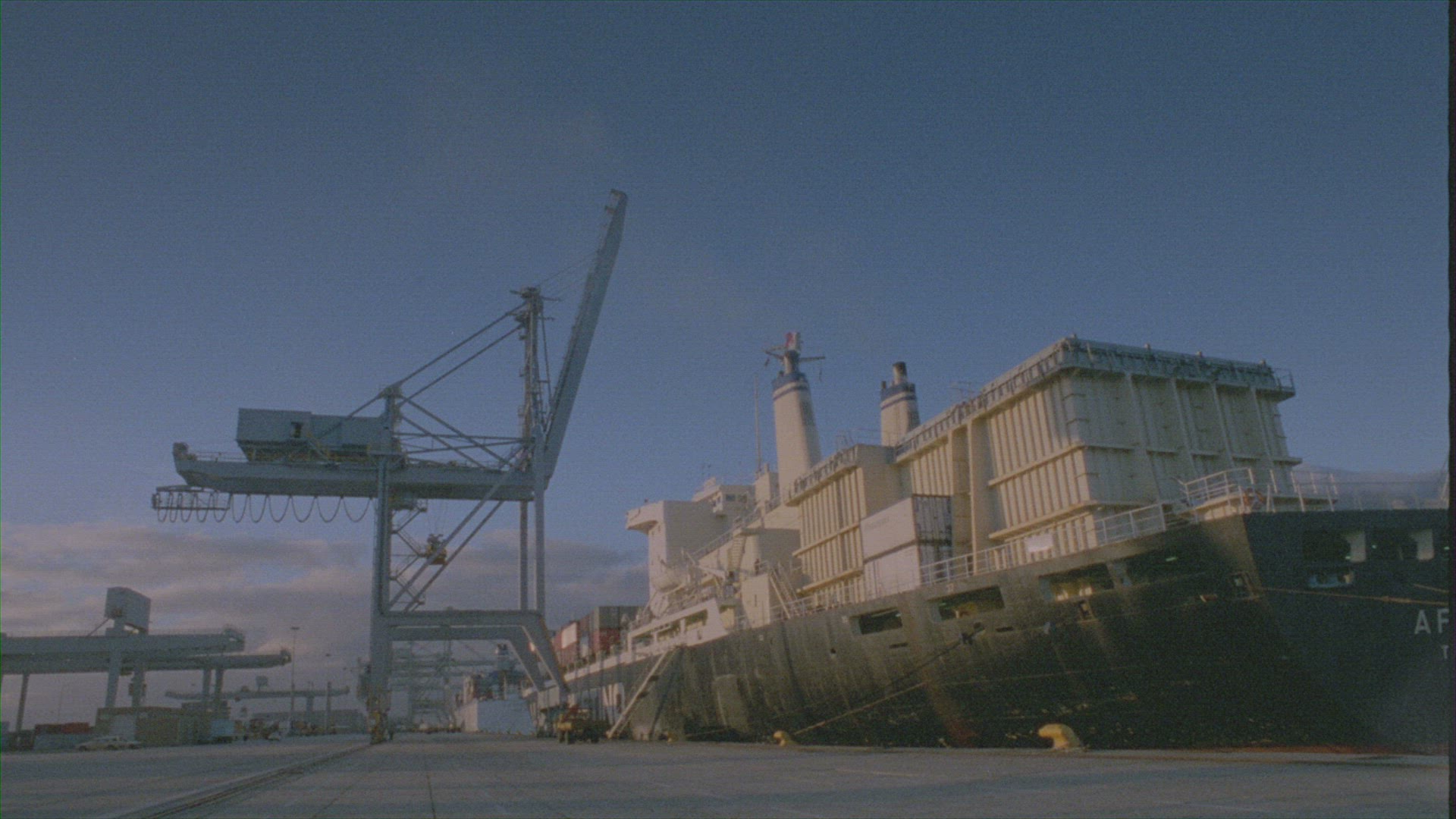 892778955 / Quay Crane / Cargo Ship / South Africa