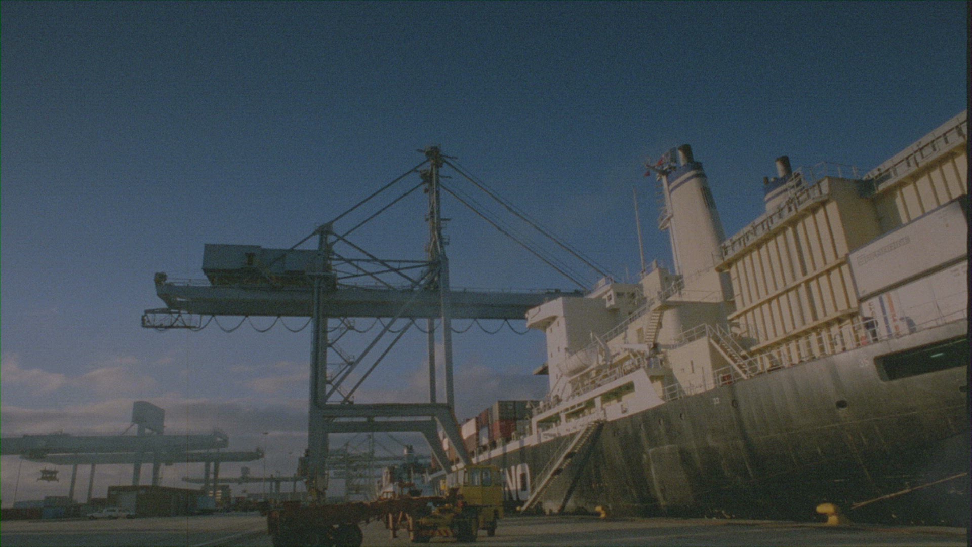 429746290 / Quay Crane / Cargo Ship / South Africa