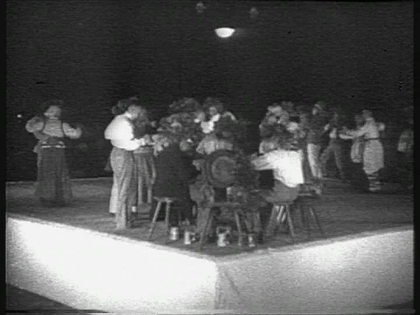 860033362 / Closing Ceremonies / Olympic Games / Germany / 1936