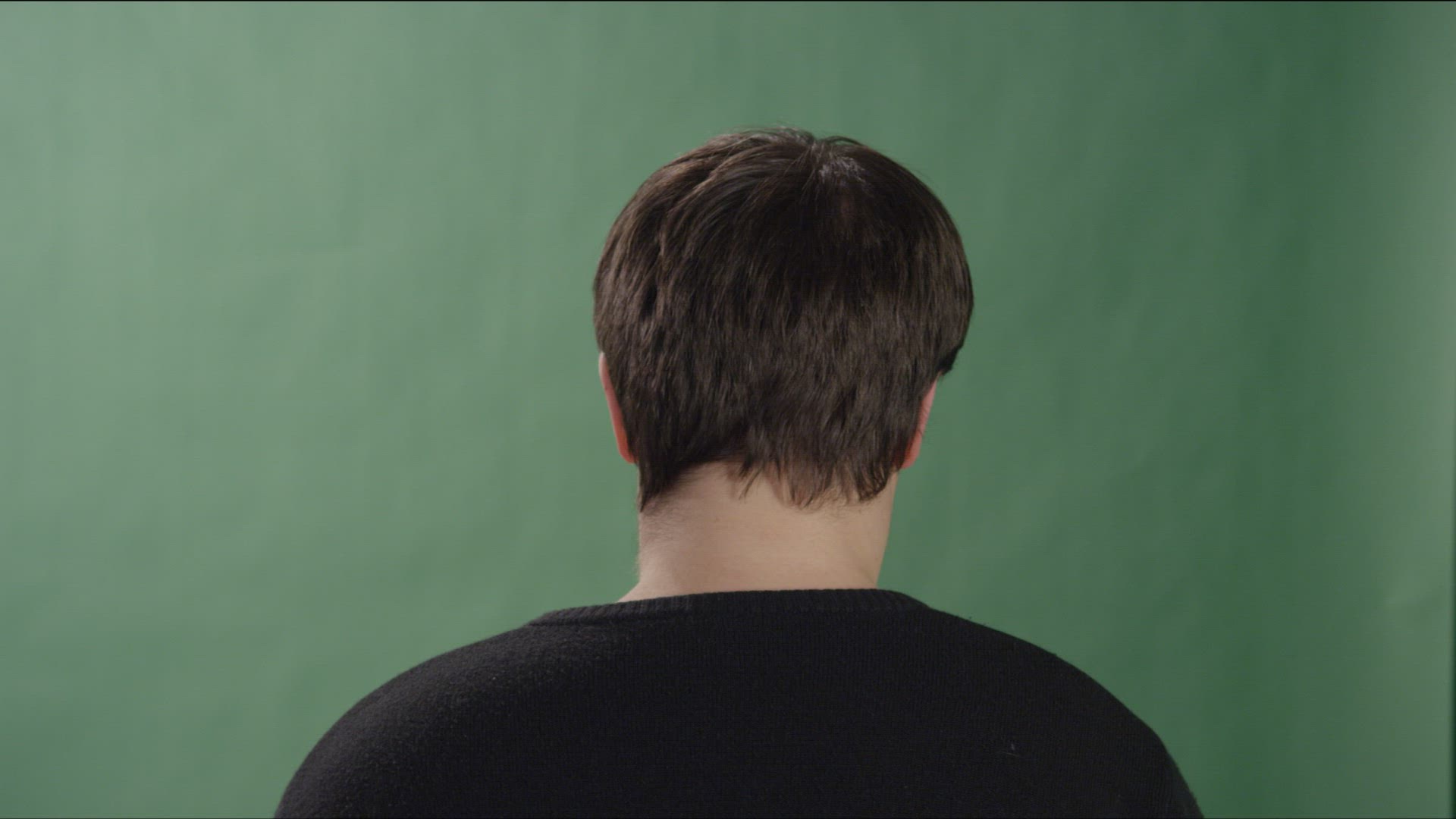 217229279 / Man / Looking at Camera / Mimic