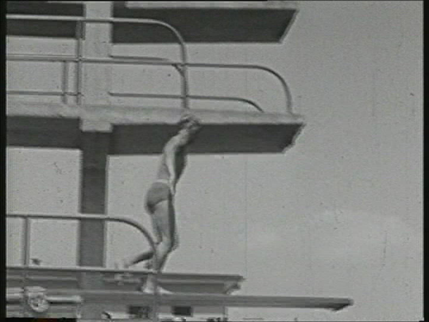 116841593 / Fancy Diving / Water Sports / Germany / 1935