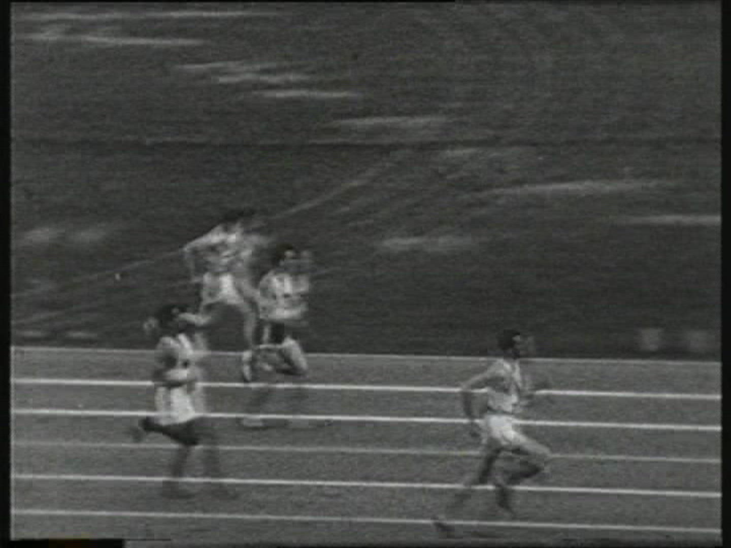 979333843 / Hurdle Race / Olympic Games / Germany / 1936