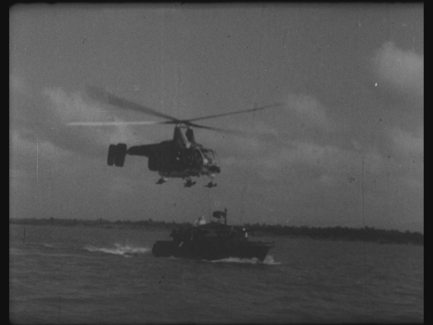 659331474 / Flying Ambulance / Vietnam / 1967