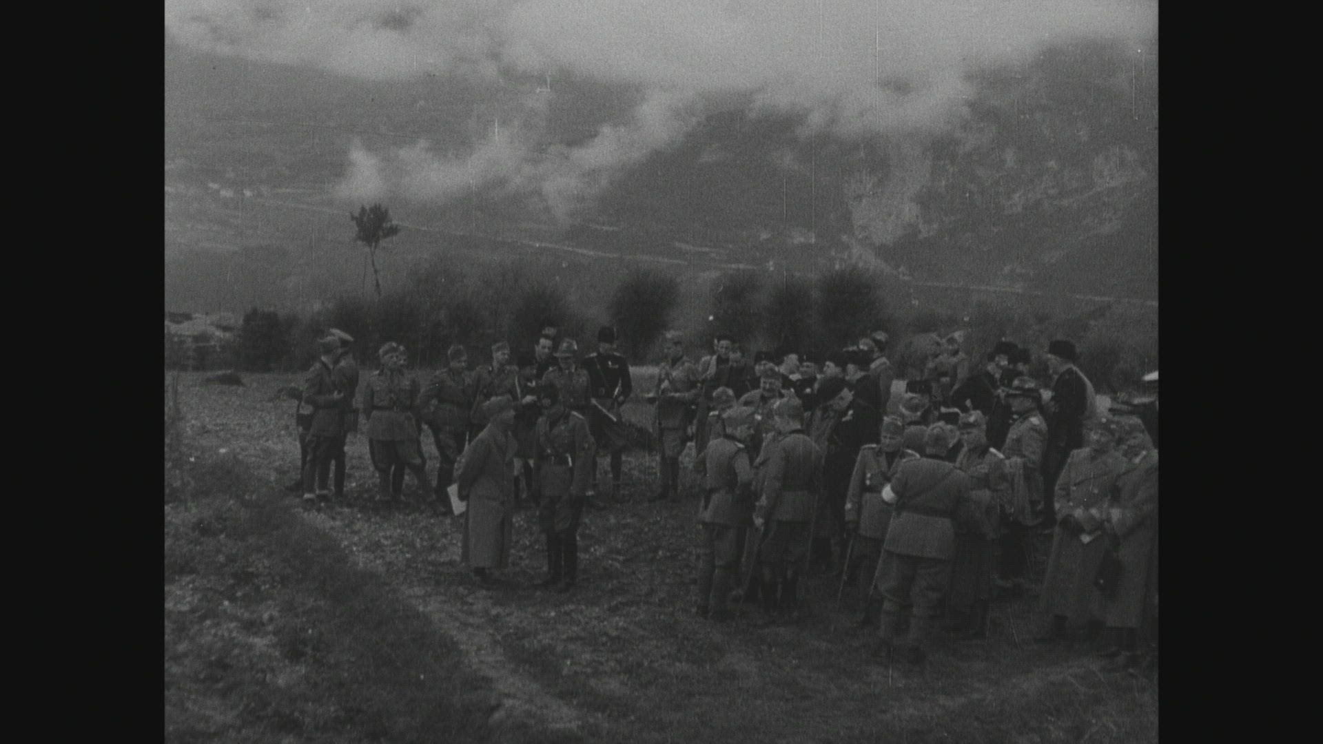 575651599 / Benito Mussolini / Troop Visit / Italy / 