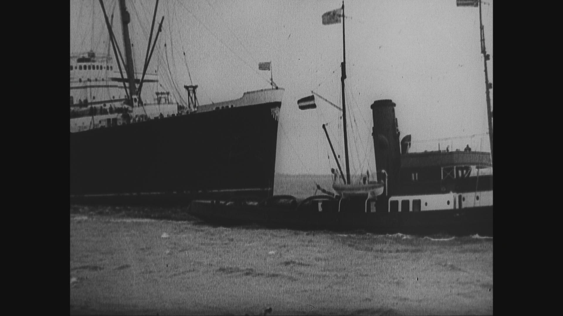 593555383 / Ocean Liner / Transatlantic Traffic / Germany / 