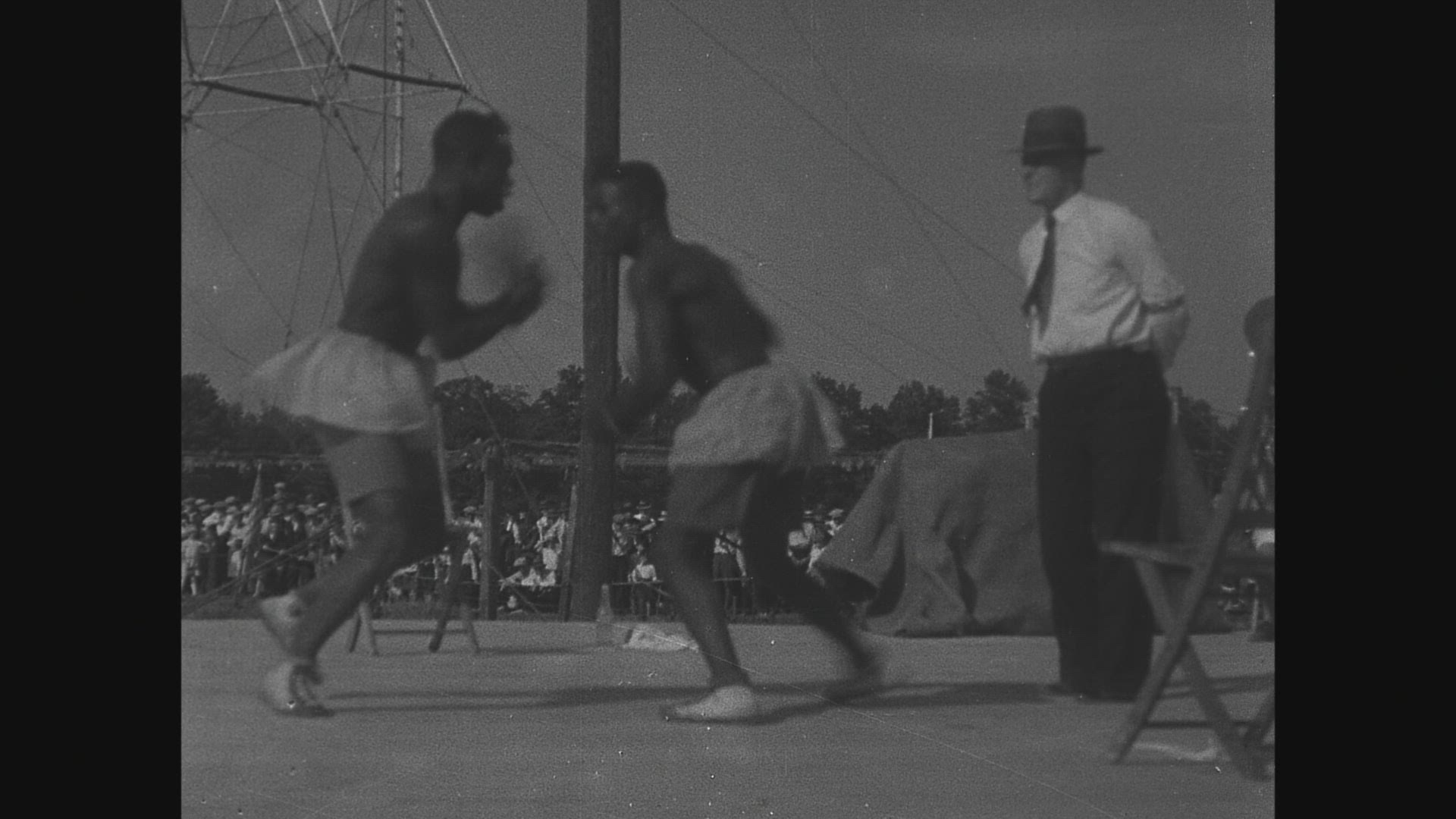 132178316 / Boxing / African-American Ethnicity / USA / 