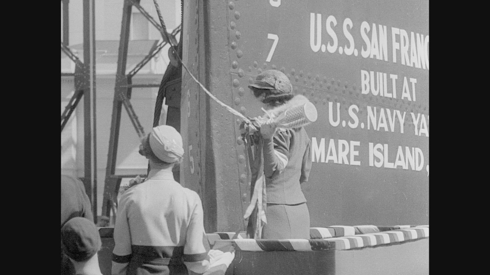 476412395 / Warship / Launching / California / USA / 