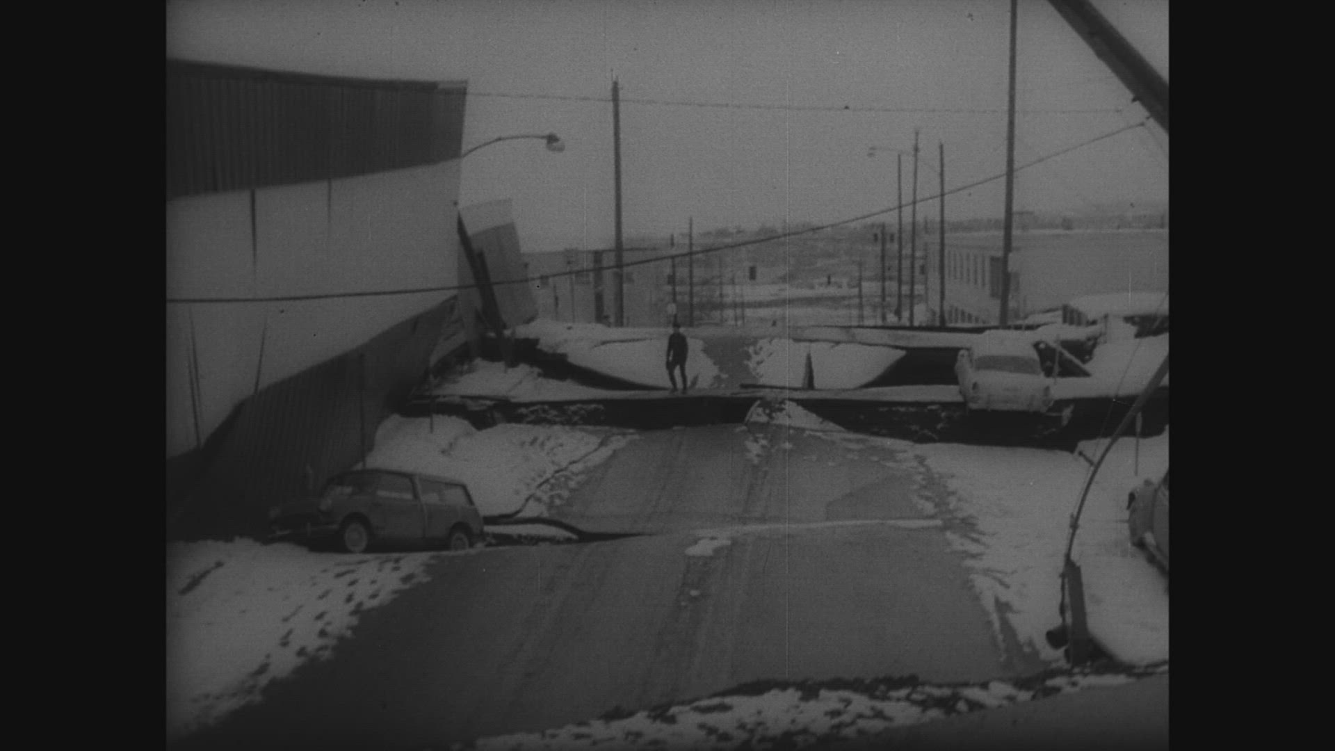 913976347 / Earthquake Catastrophe / Alaska / 
