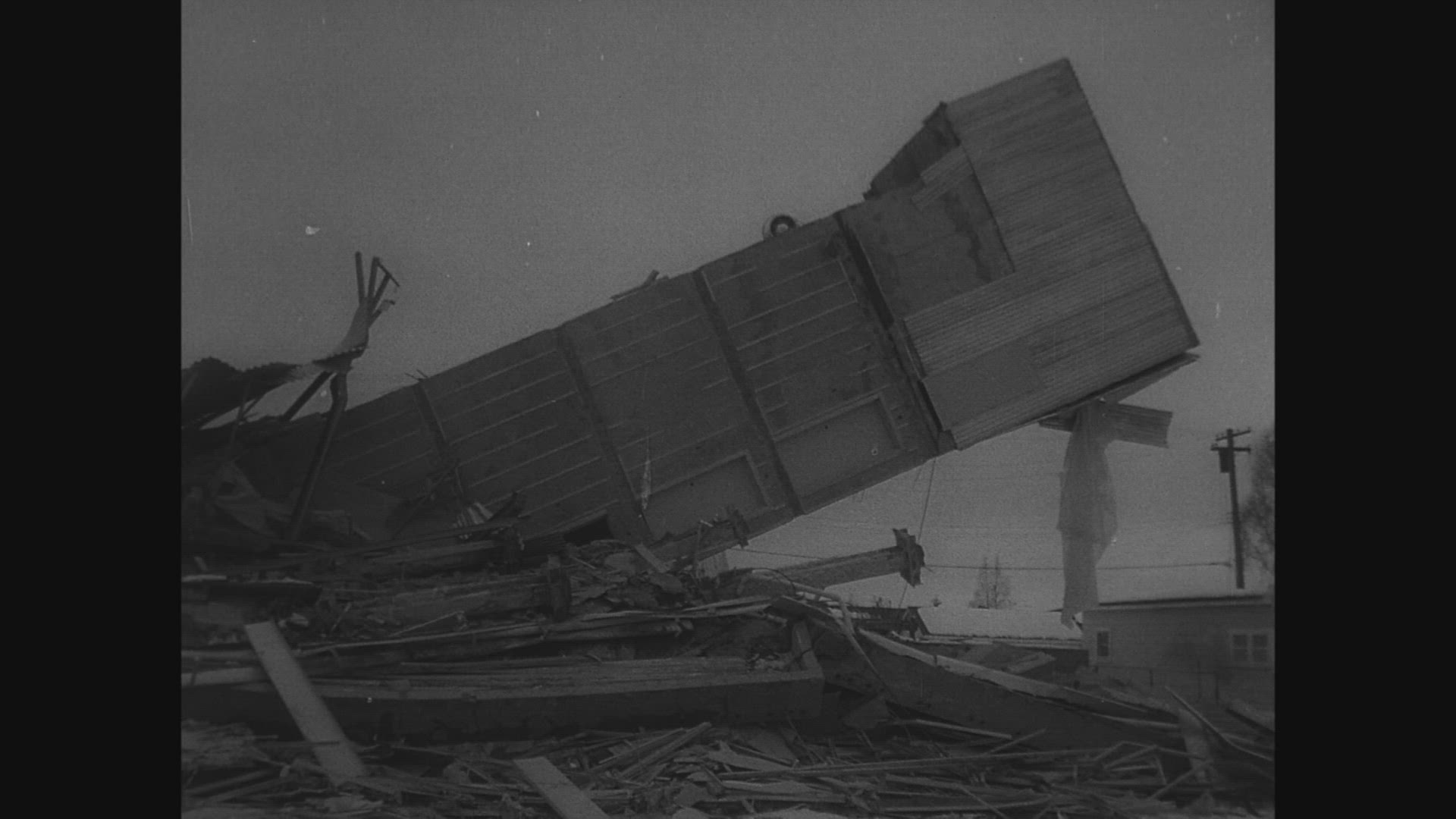 880939353 / Earthquake Catastrophe / Alaska / 