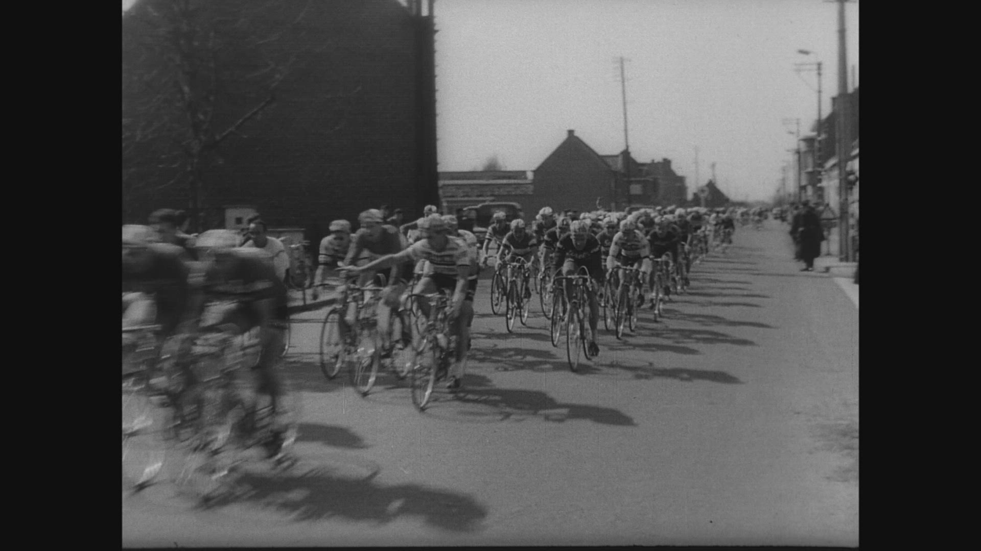 313935430 / Cycle Racing / Saint-Raphaël / France / 