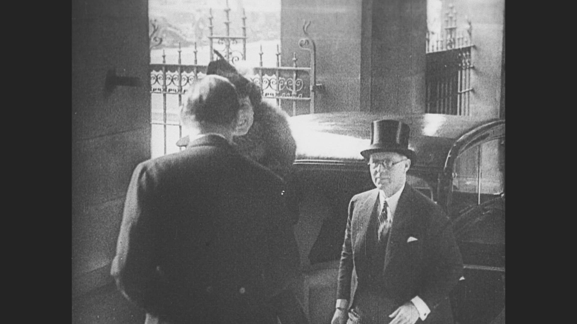 937311034 / Joseph P. Kennedy / Exhibition / England / 