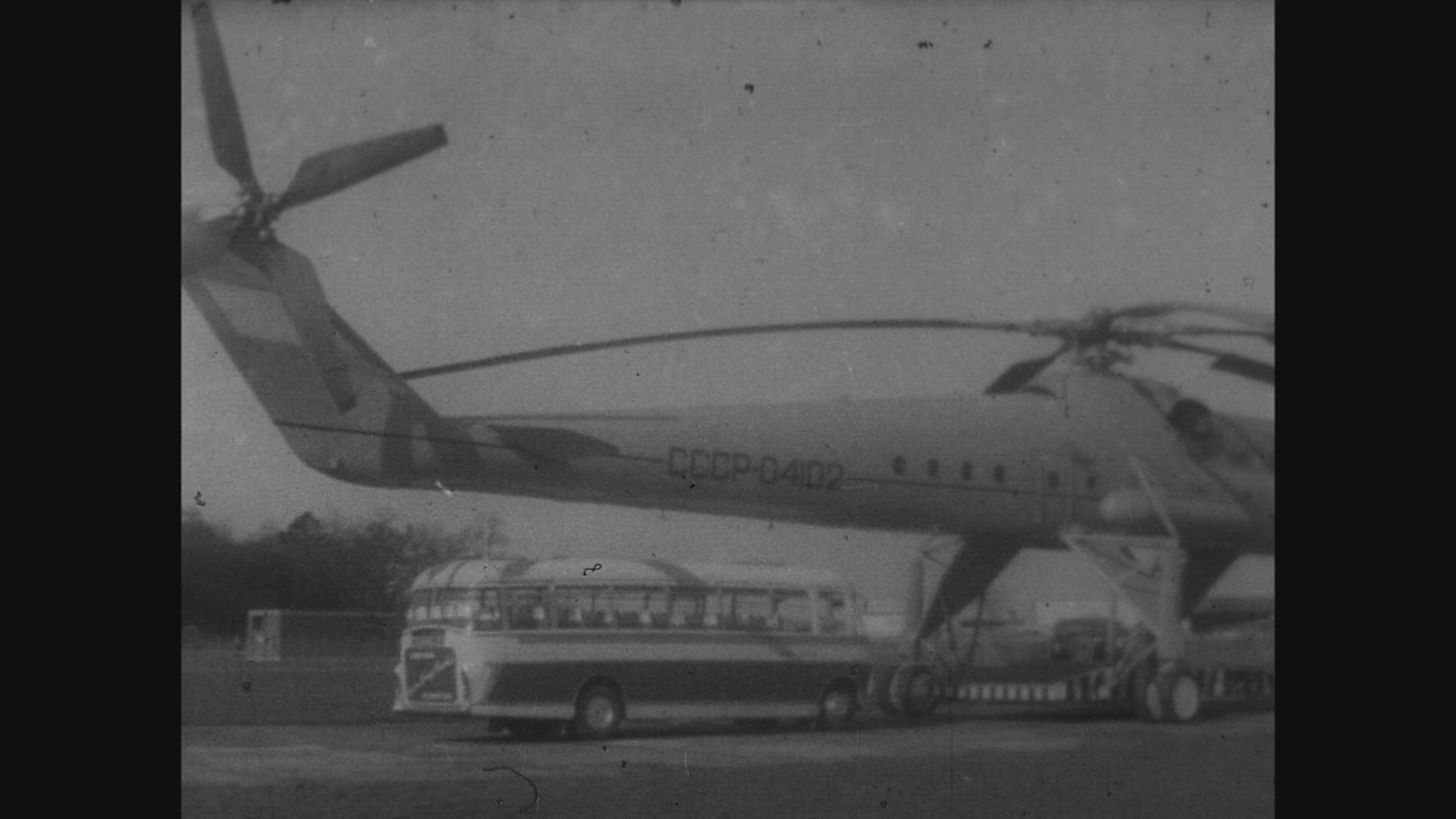 540416534 / Mil Mi-10 / Transport Helicopter / 