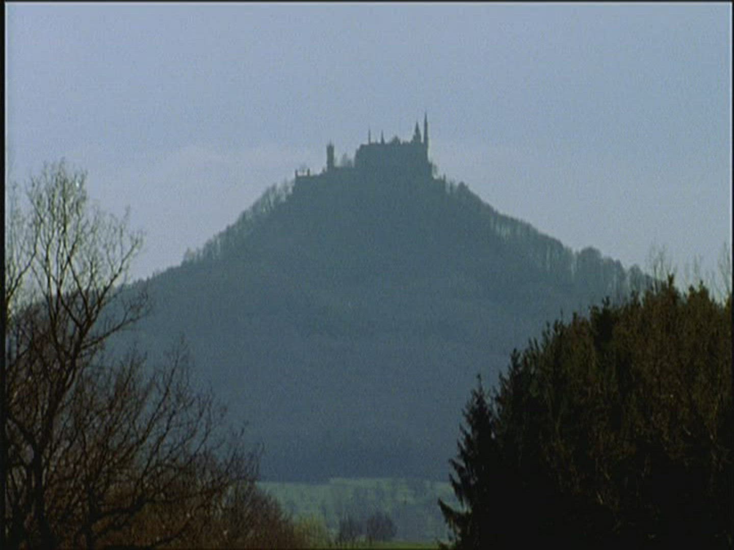 180274150 / Castle / Europe