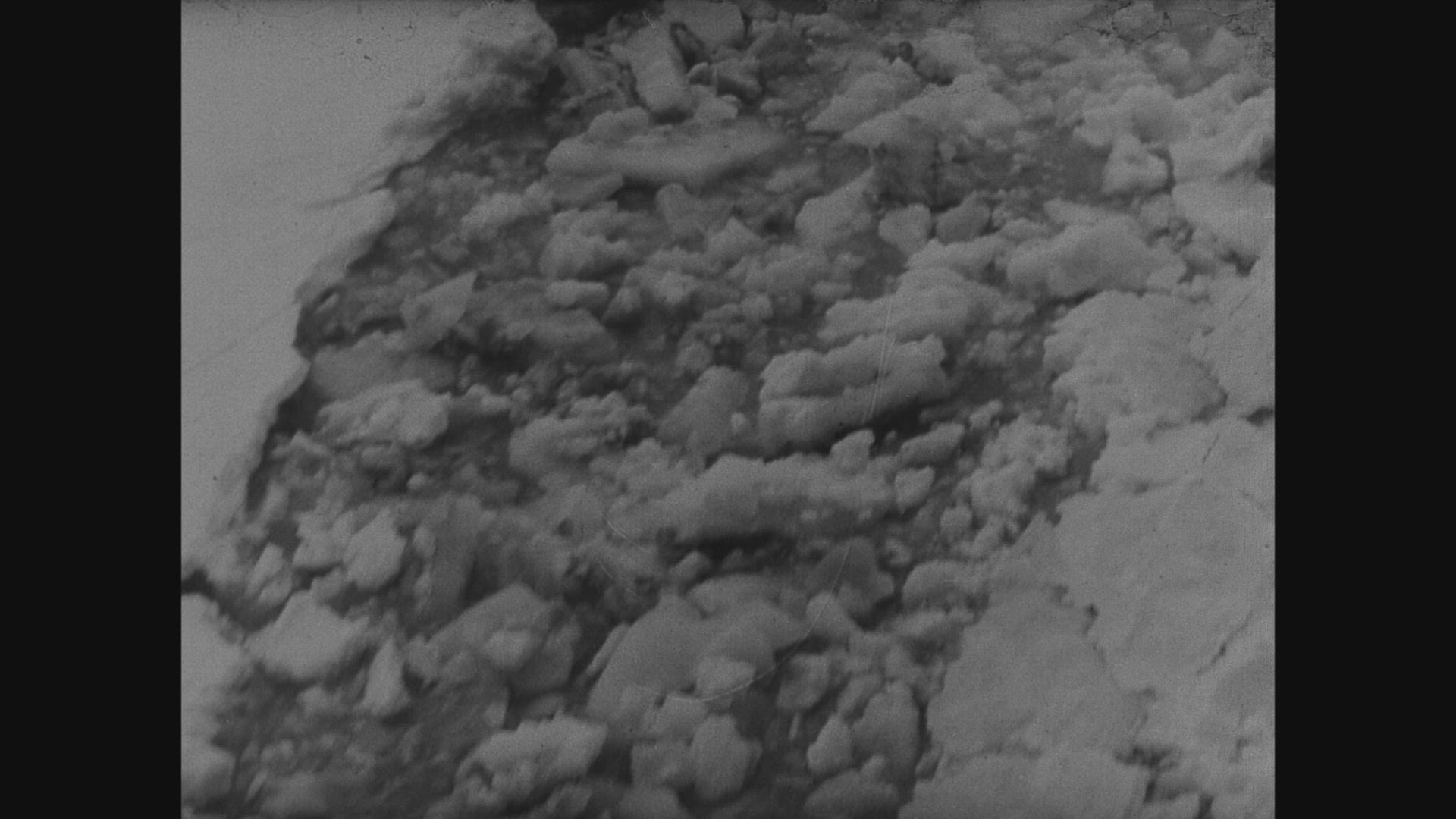 416402300 / Ice Breaker / Saint Lawrence River / Canada / 
