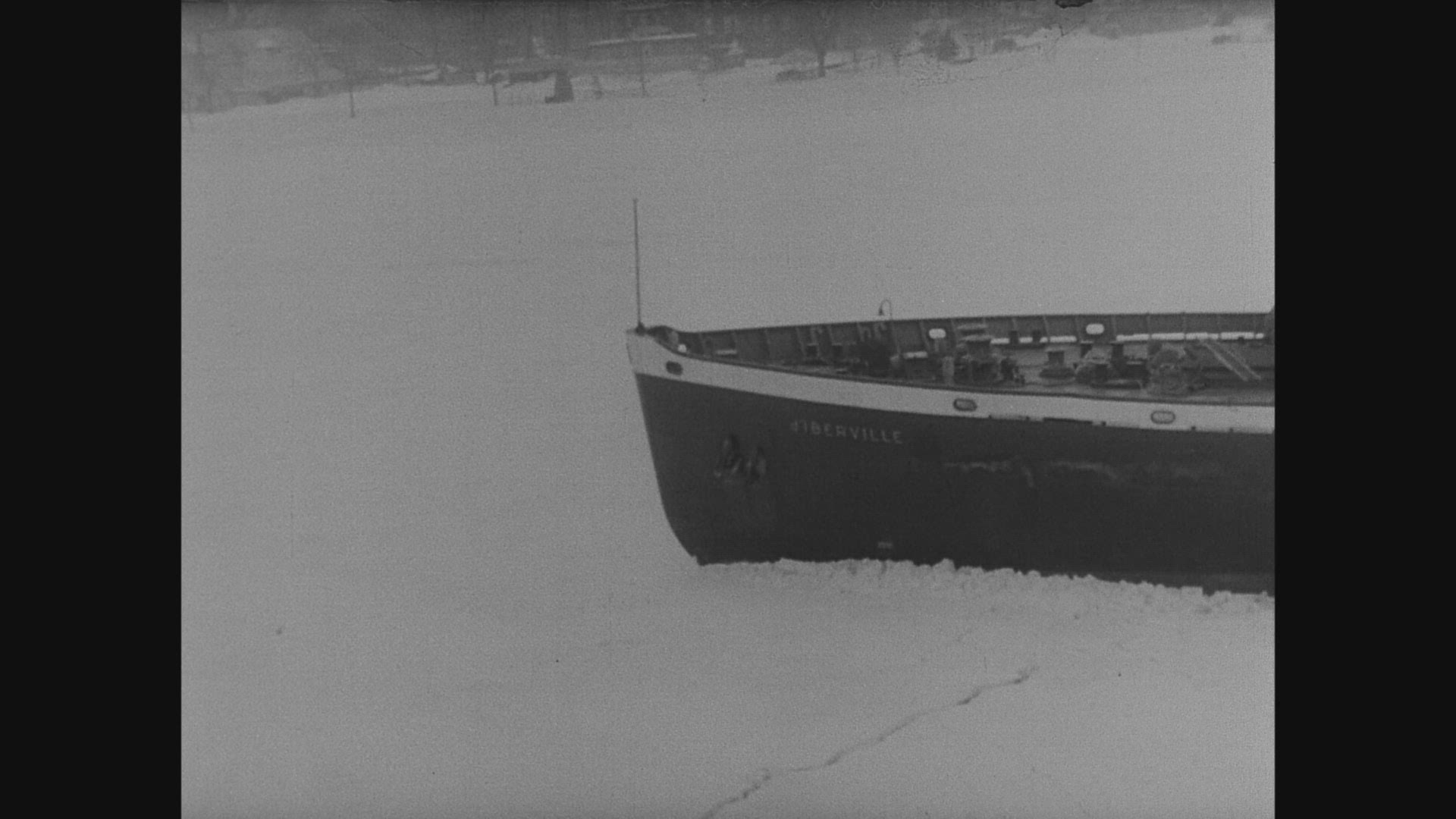 919077076 / Ice Breaker / Saint Lawrence River / Canada / 