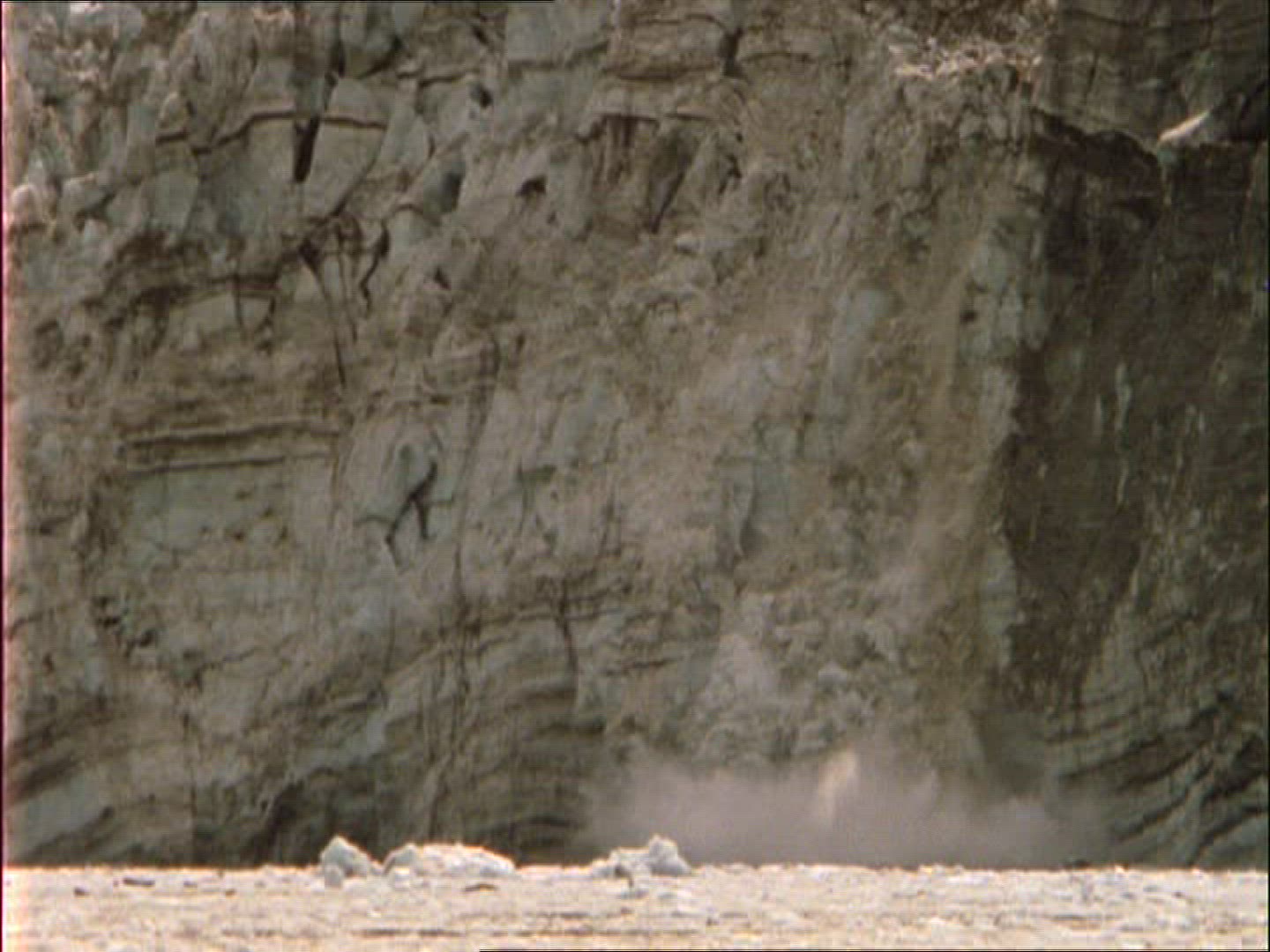 659074106 / Glacial Break-off / Alaska