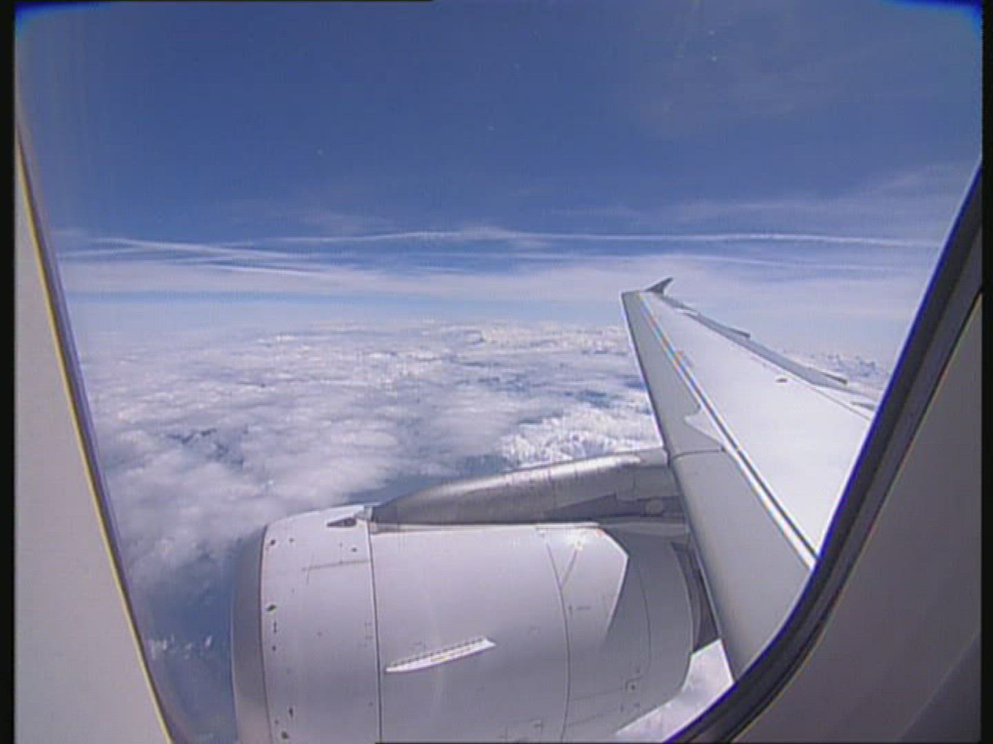 880978166 / Aerial / Cloud