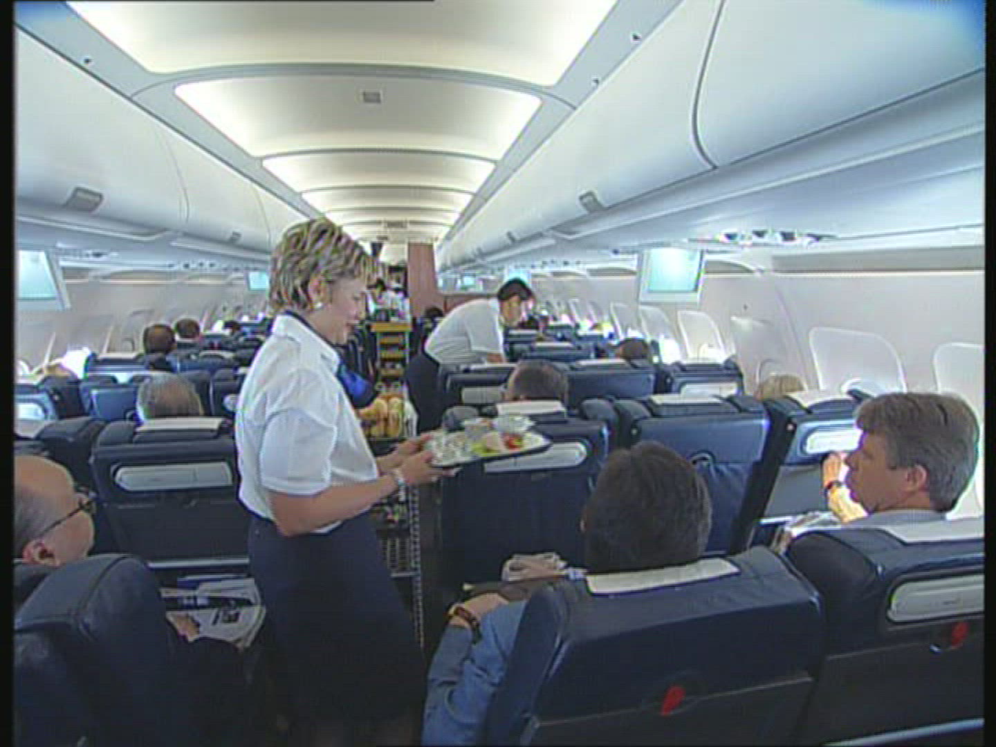 103438572 / People / Aeroplane