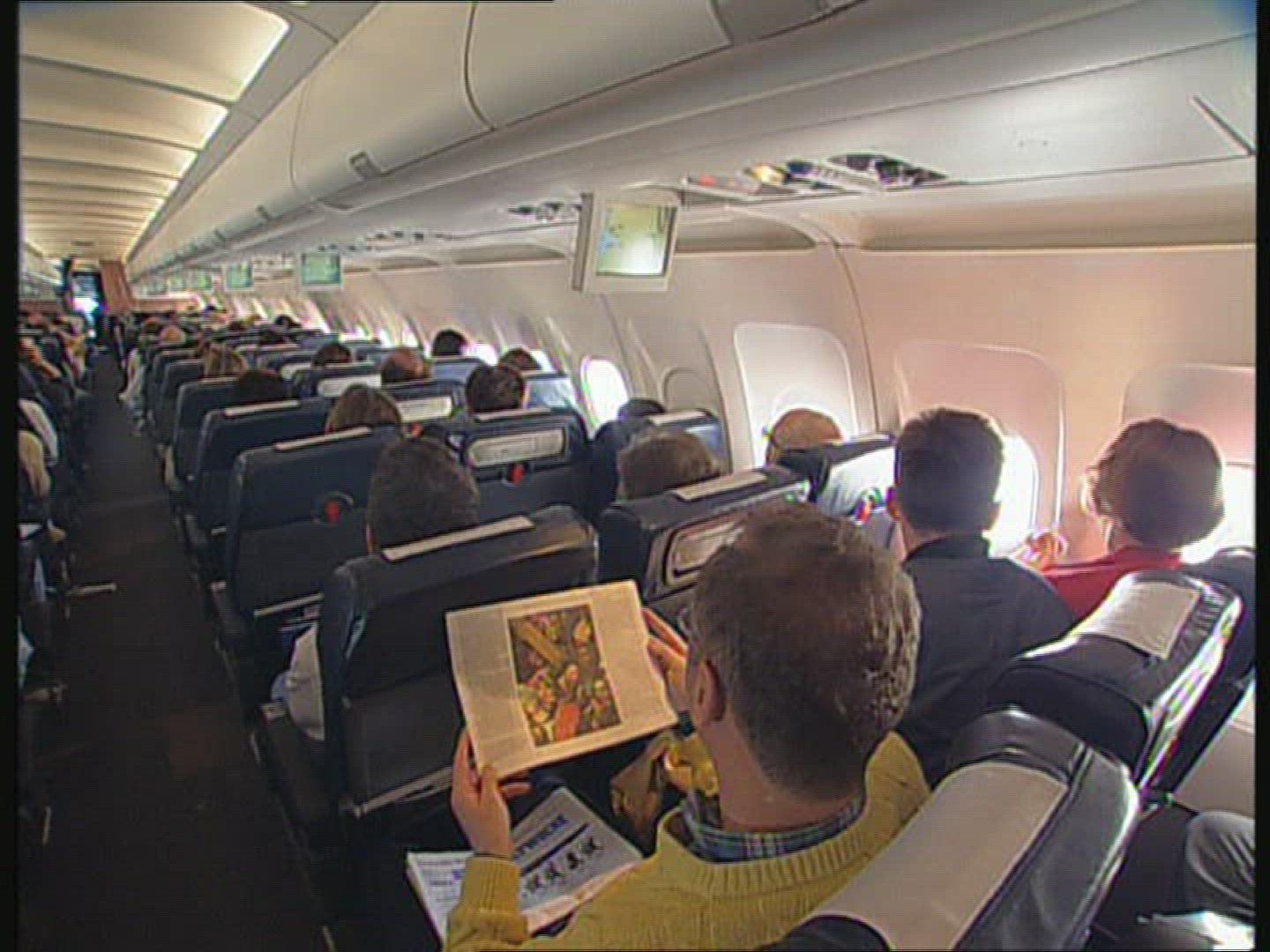 450592008 / People / Aeroplane