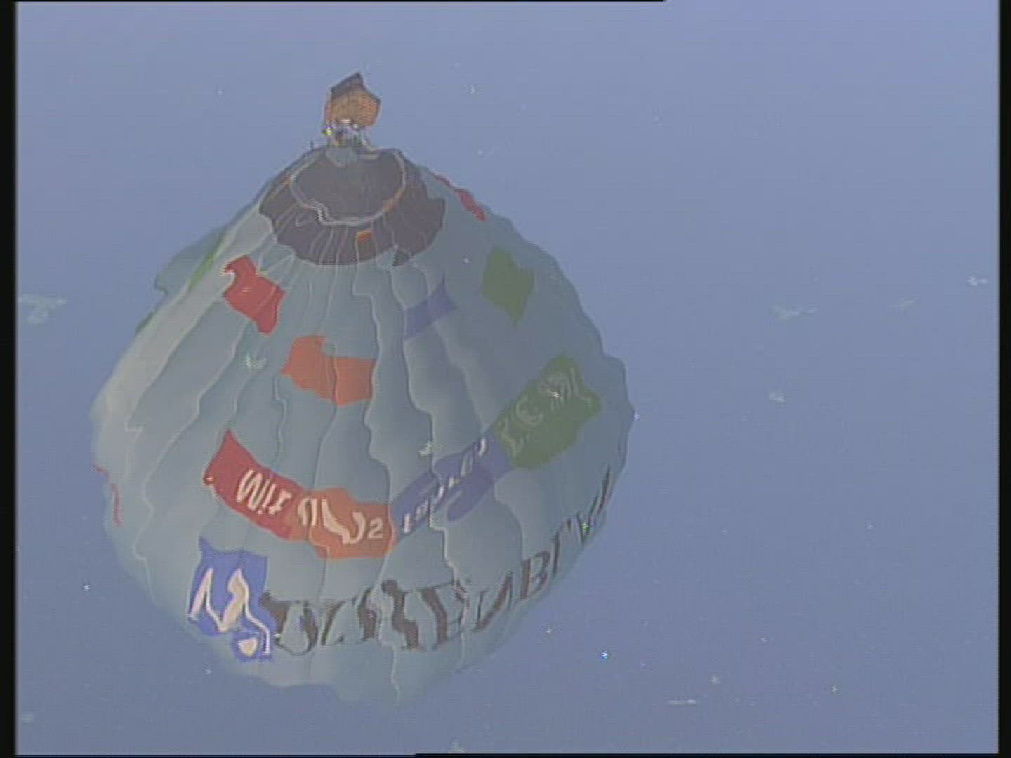 664576796 / Ballooning / Germany